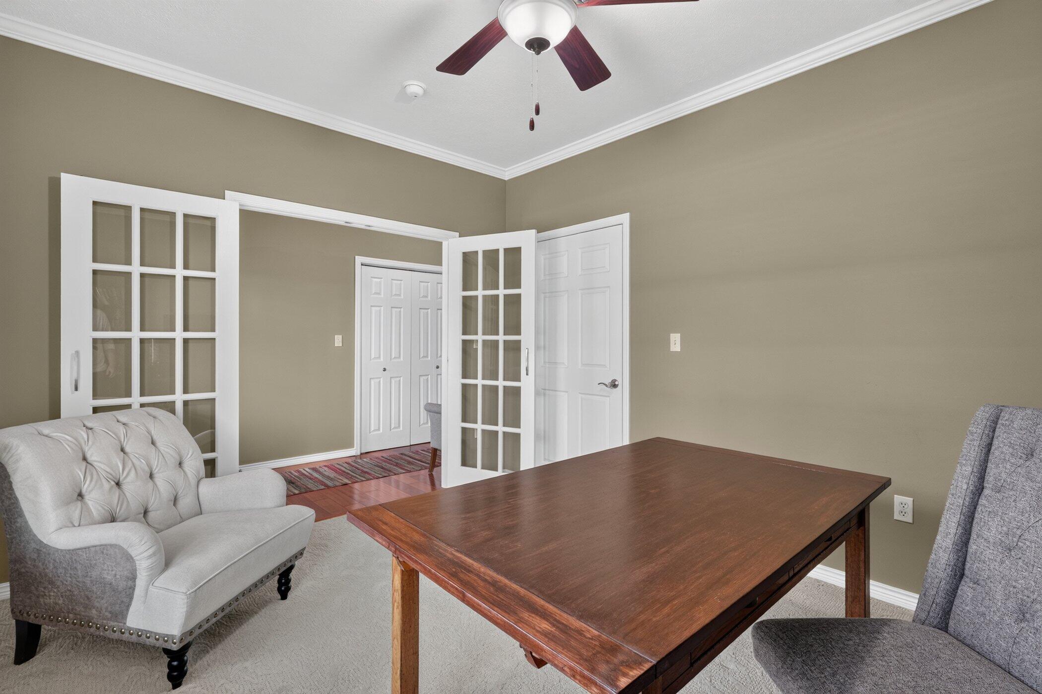 15 Longmeadow Lane Property Photo 8
