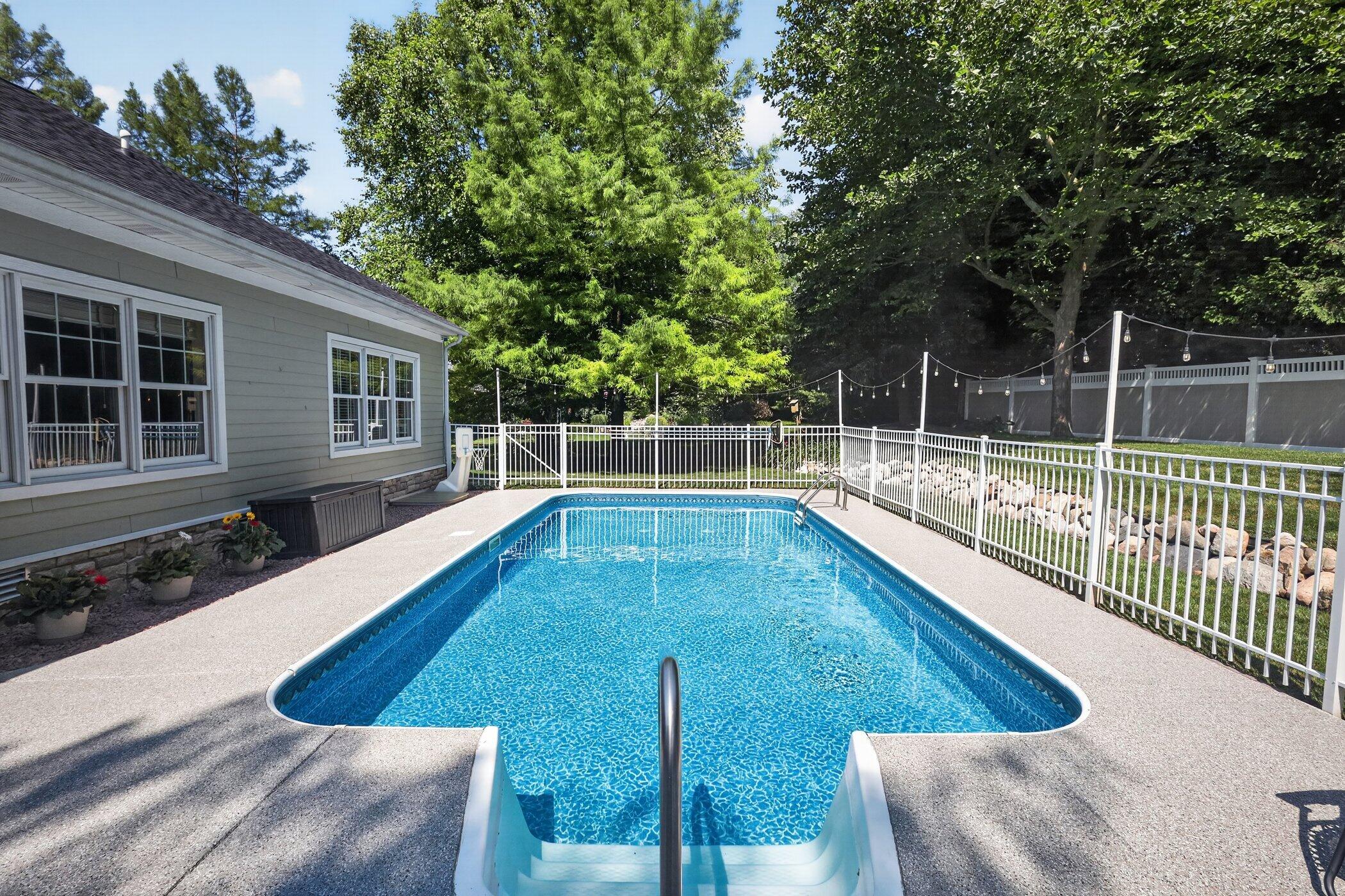 15 Longmeadow Lane Property Photo 32