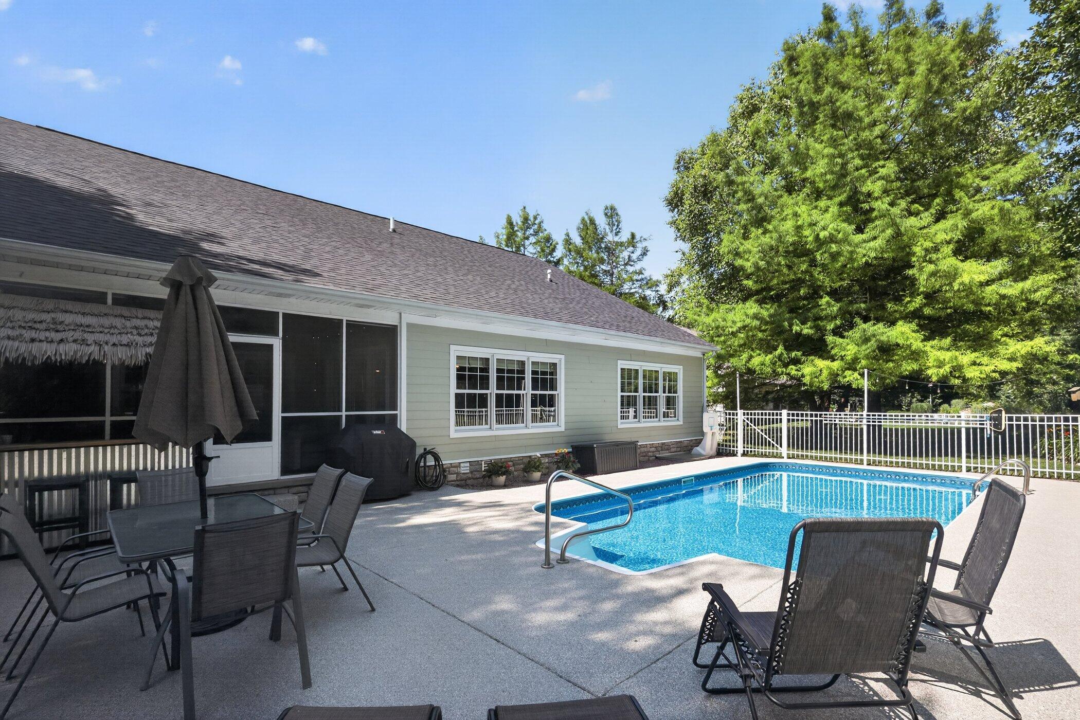 15 Longmeadow Lane Property Photo 36