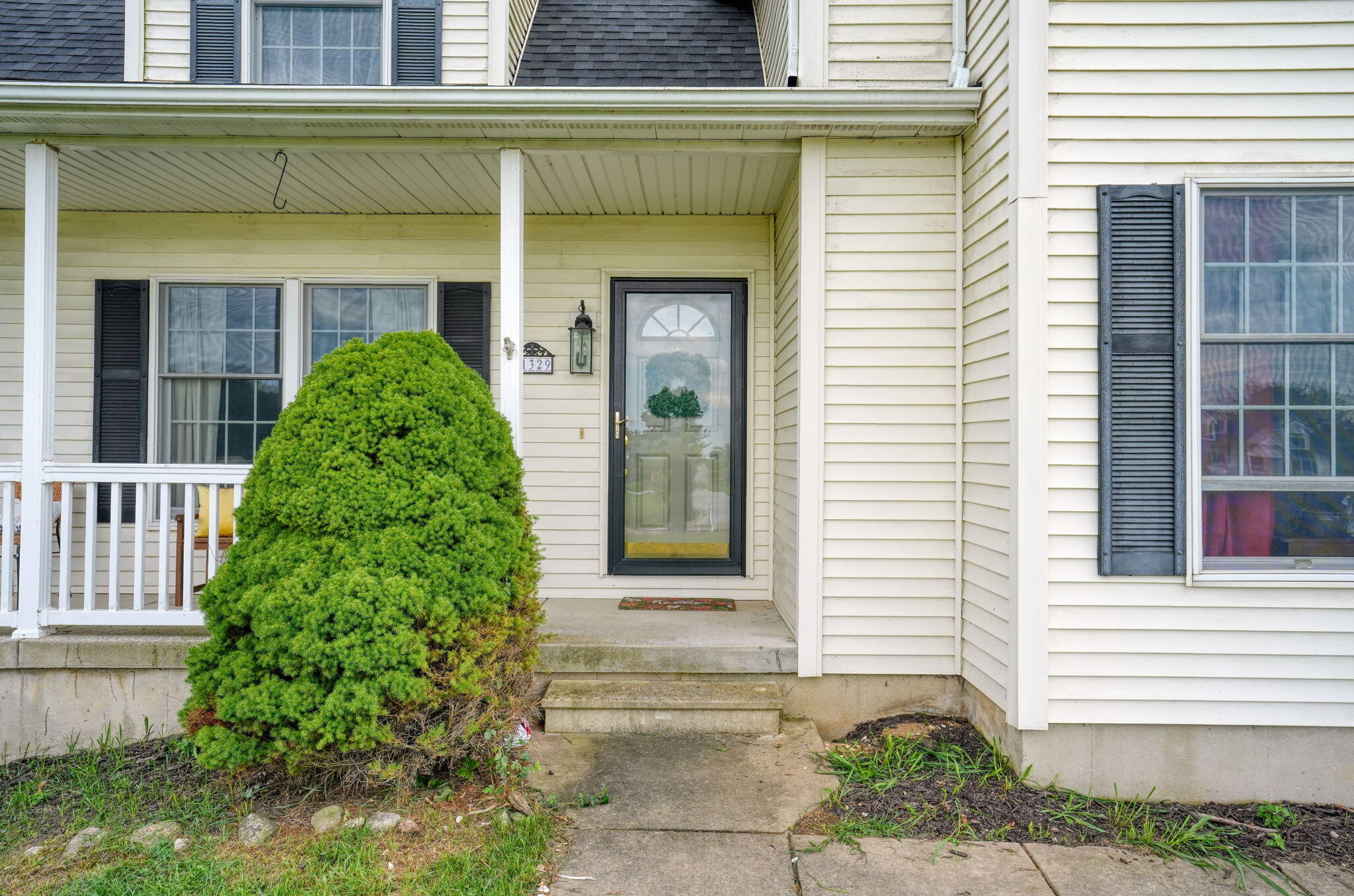 11329 Rosemary Lane Property Photo 4