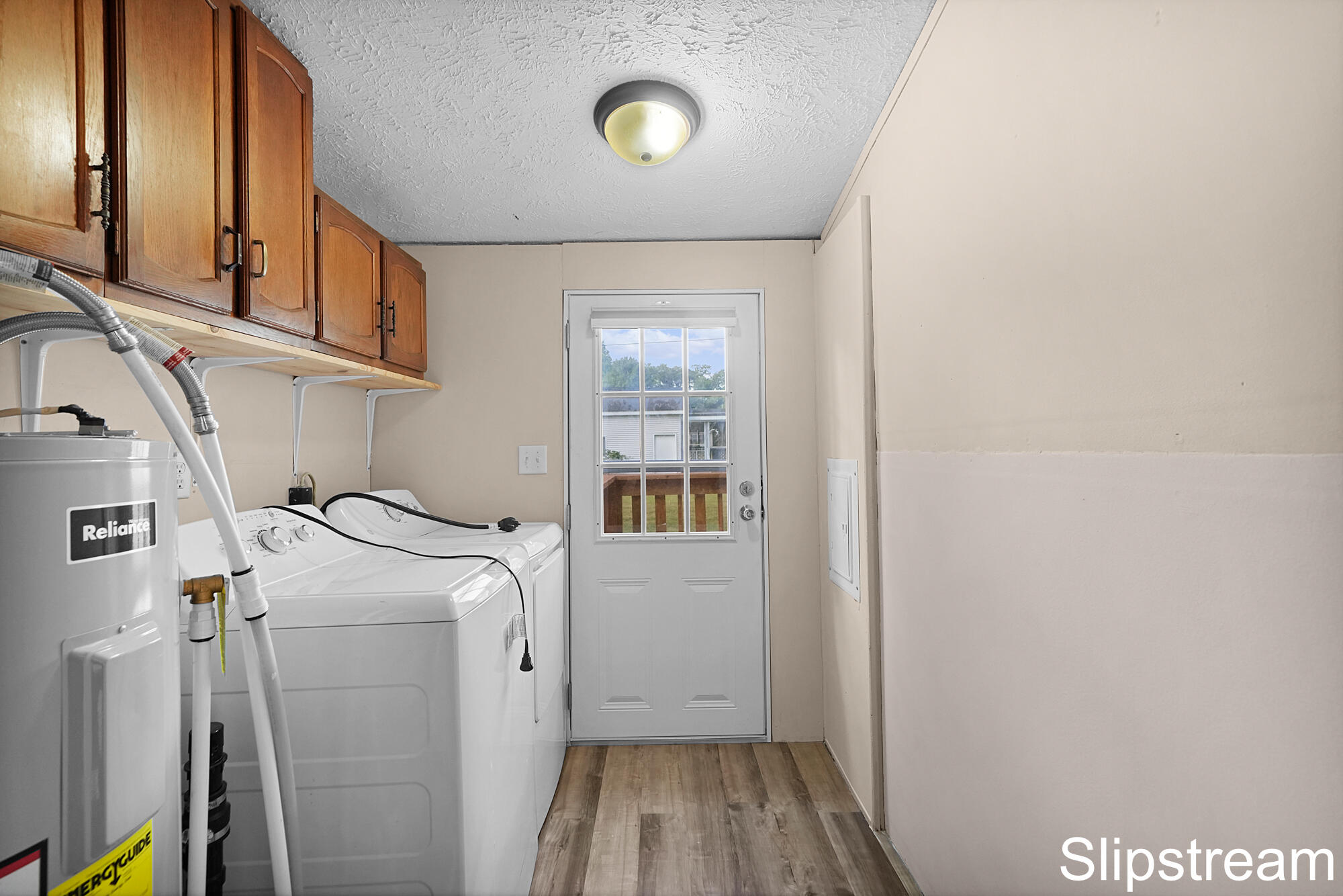 5705 E Riverside Drive Property Photo 18