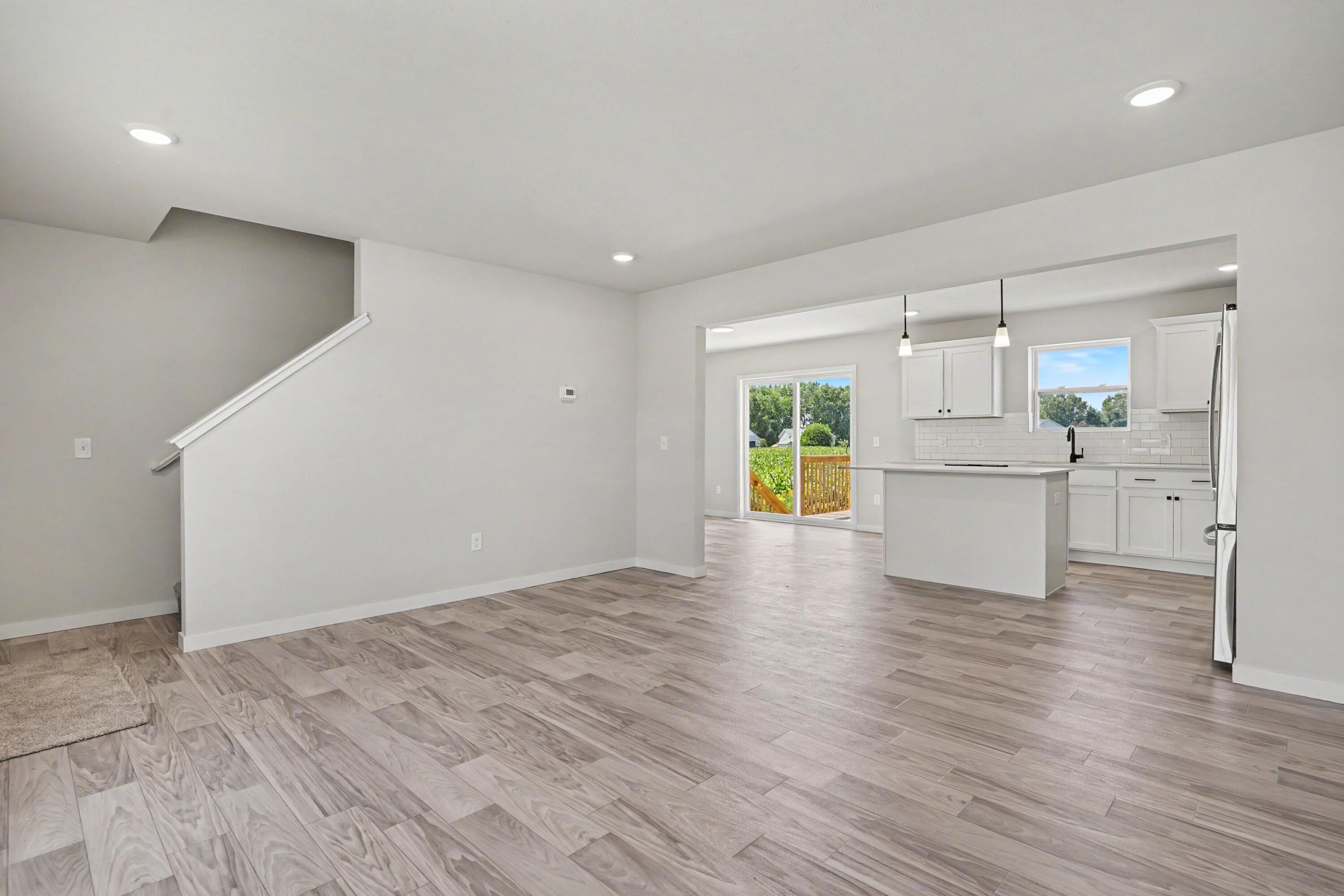 165 Peppermint Drive Property Photo 3