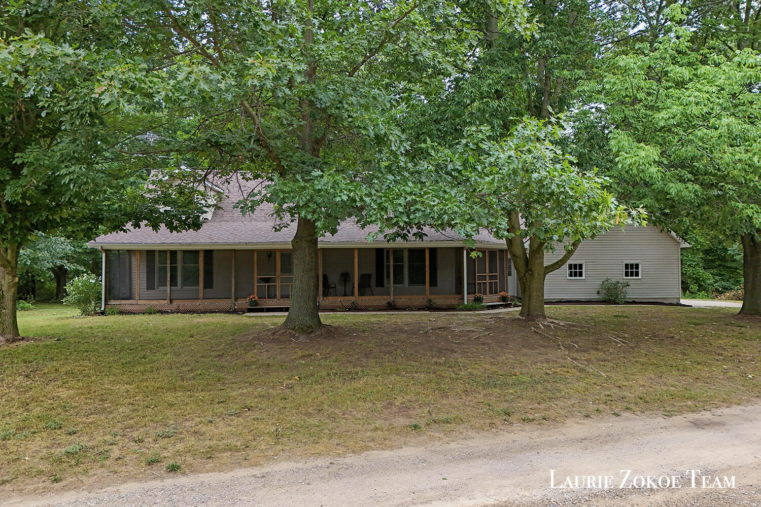 9202 Oriole Drive Property Photo 1