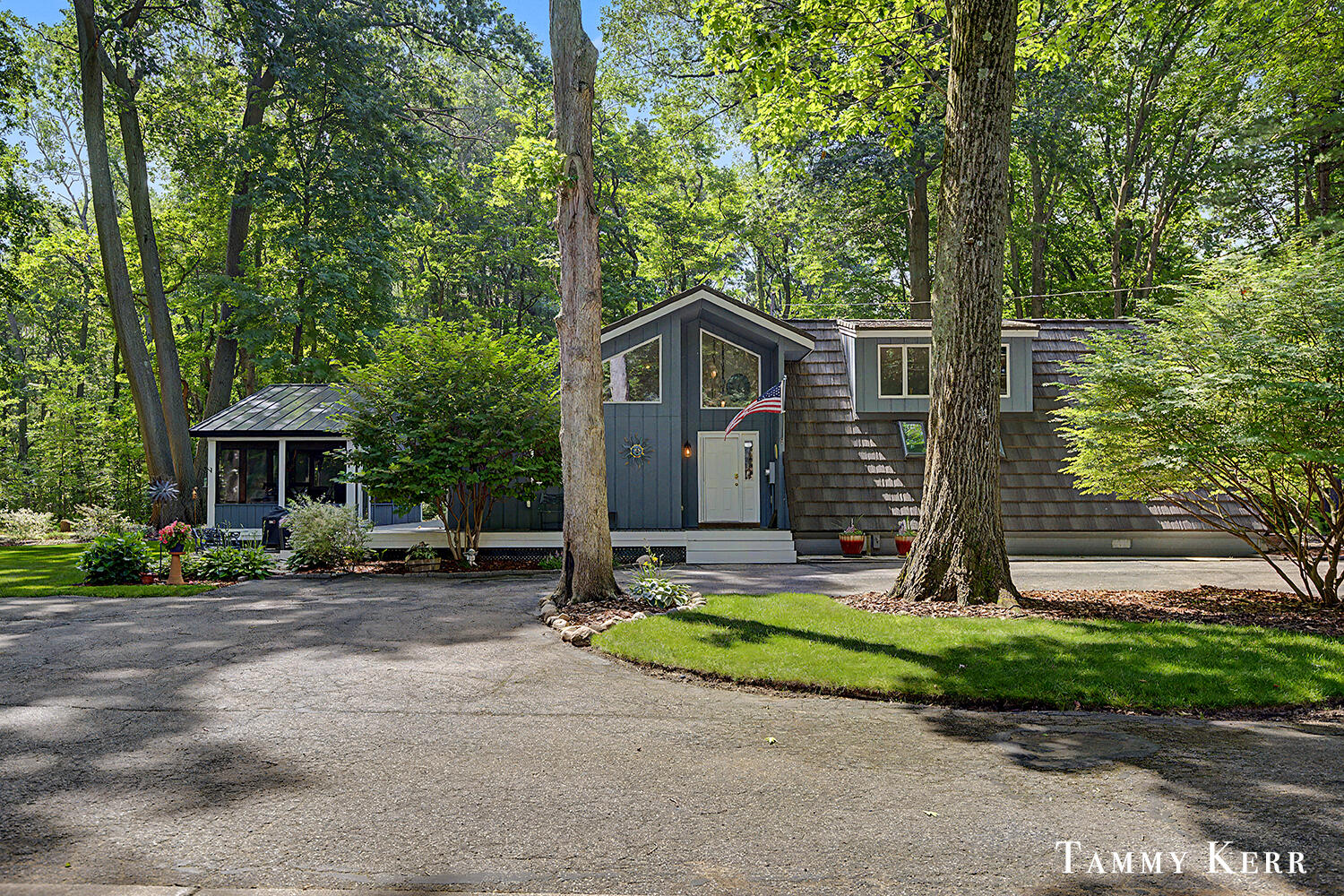 6051 Old Allegan Road Property Photo 4