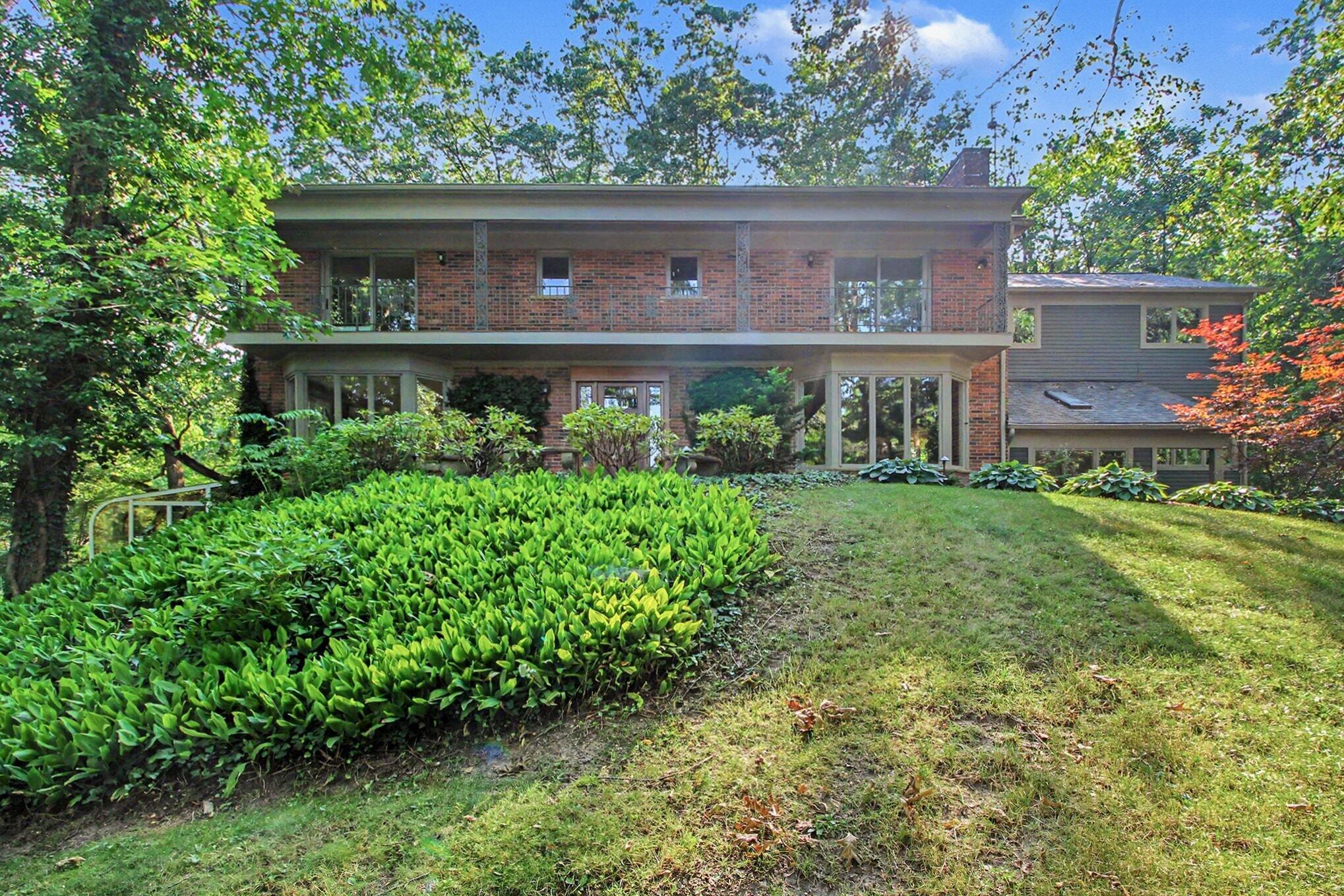 432 Riverview Drive Property Photo 1