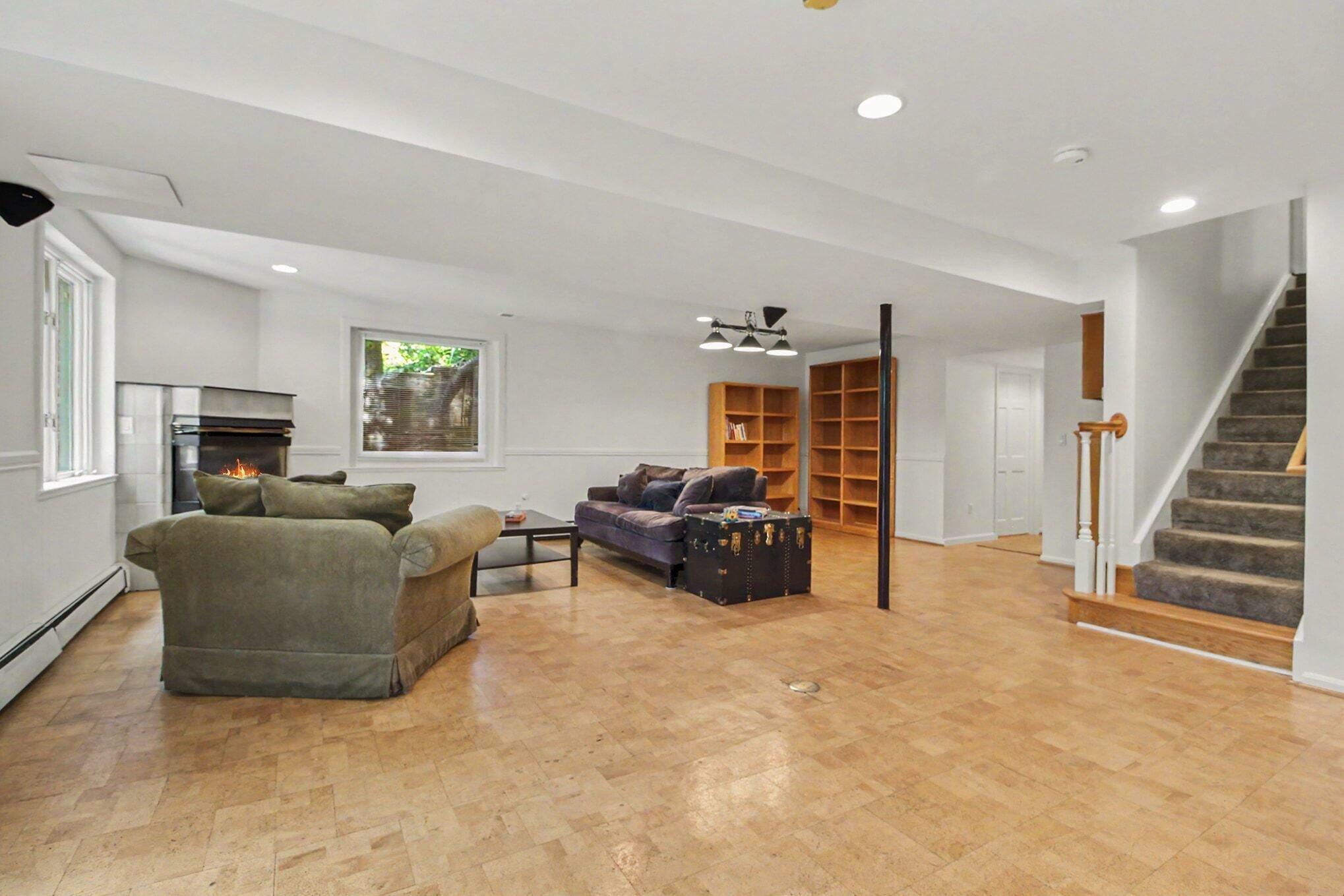 432 Riverview Drive Property Photo 51