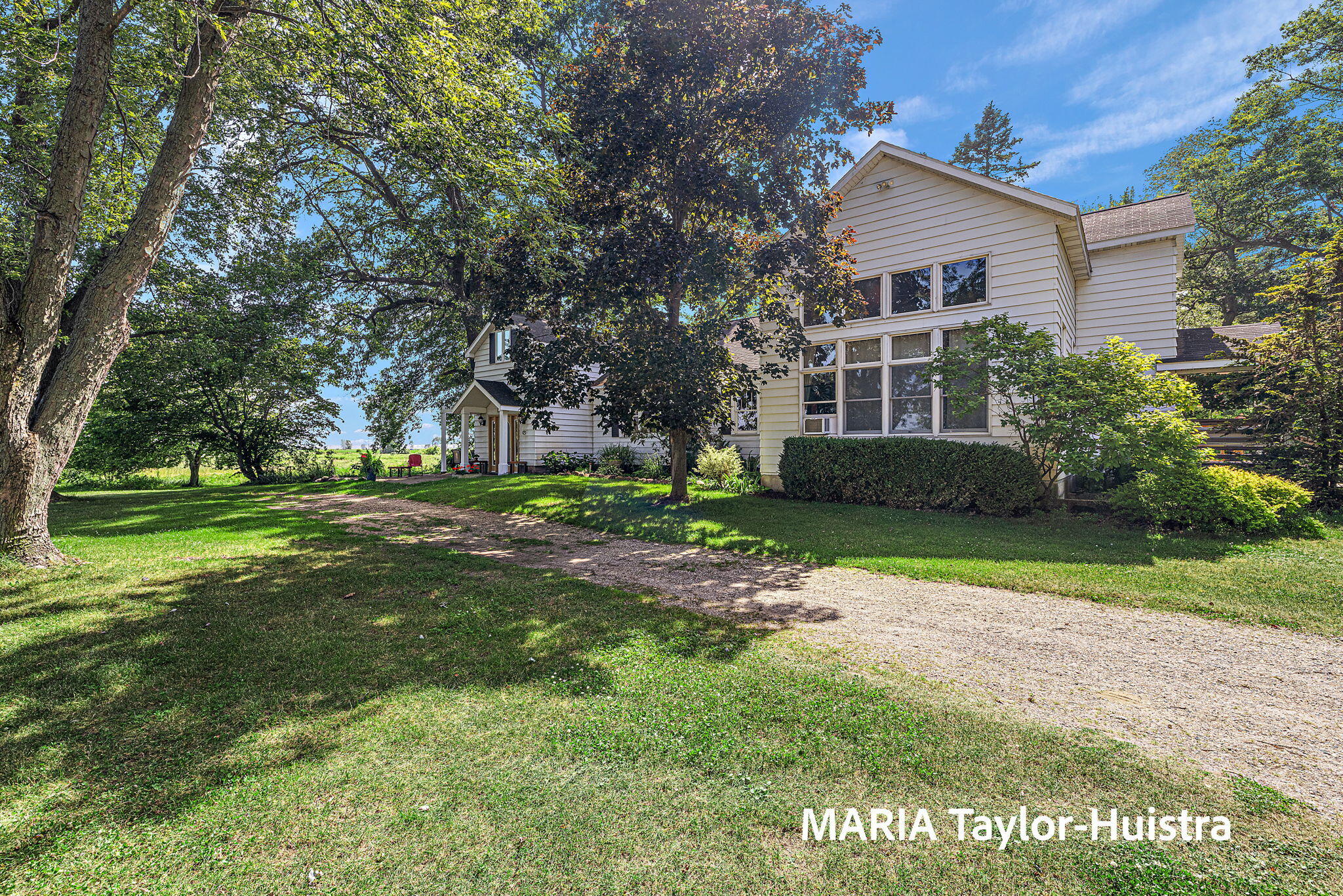 13388 Rich Street Property Photo 10