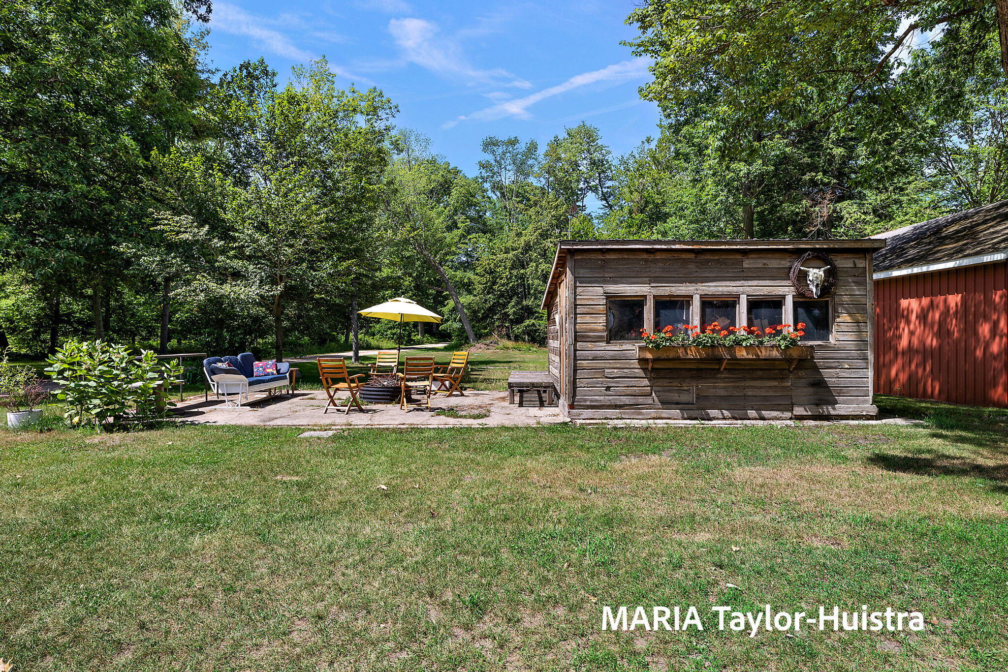 13388 Rich Street Property Photo 17