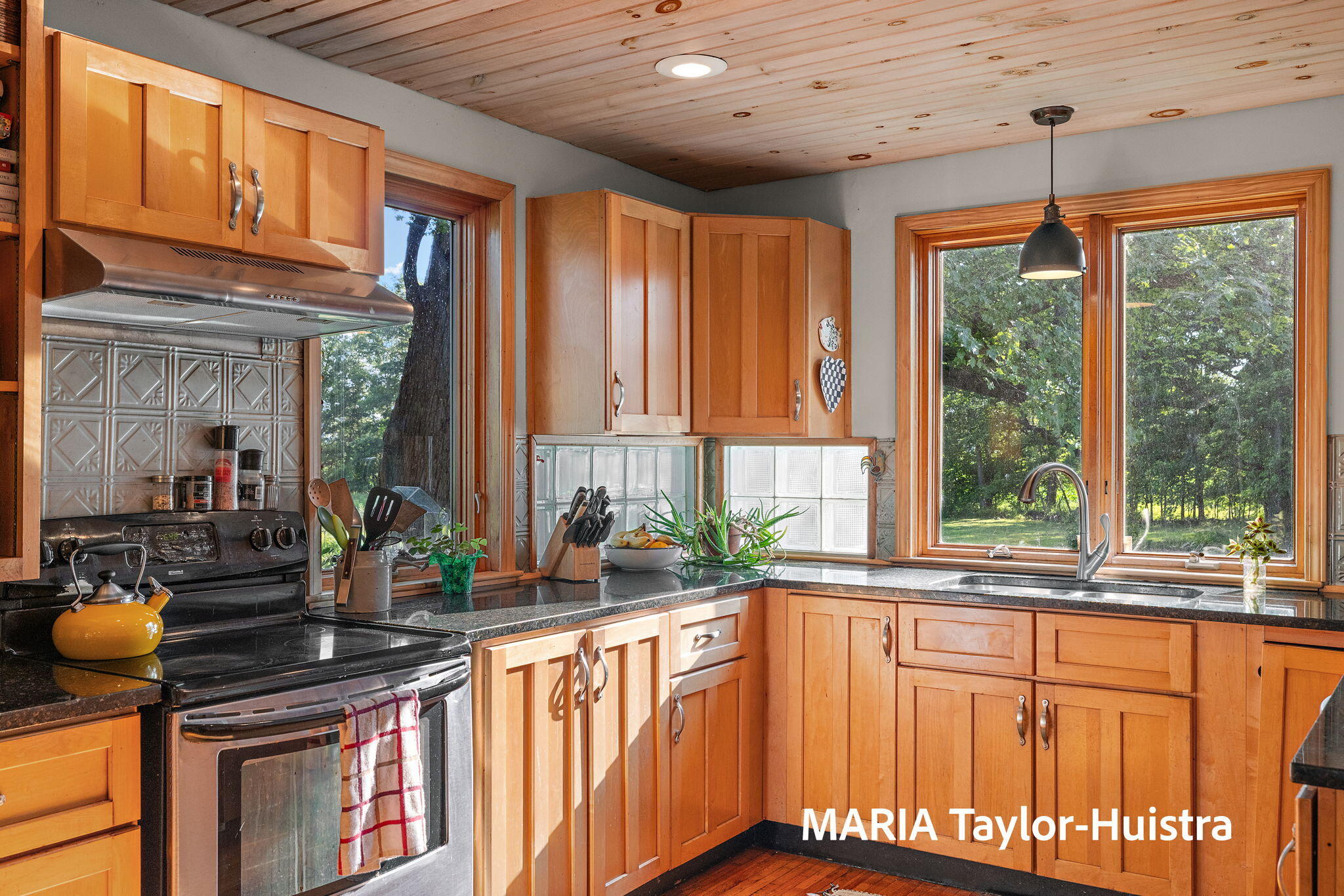 13388 Rich Street Property Photo 21