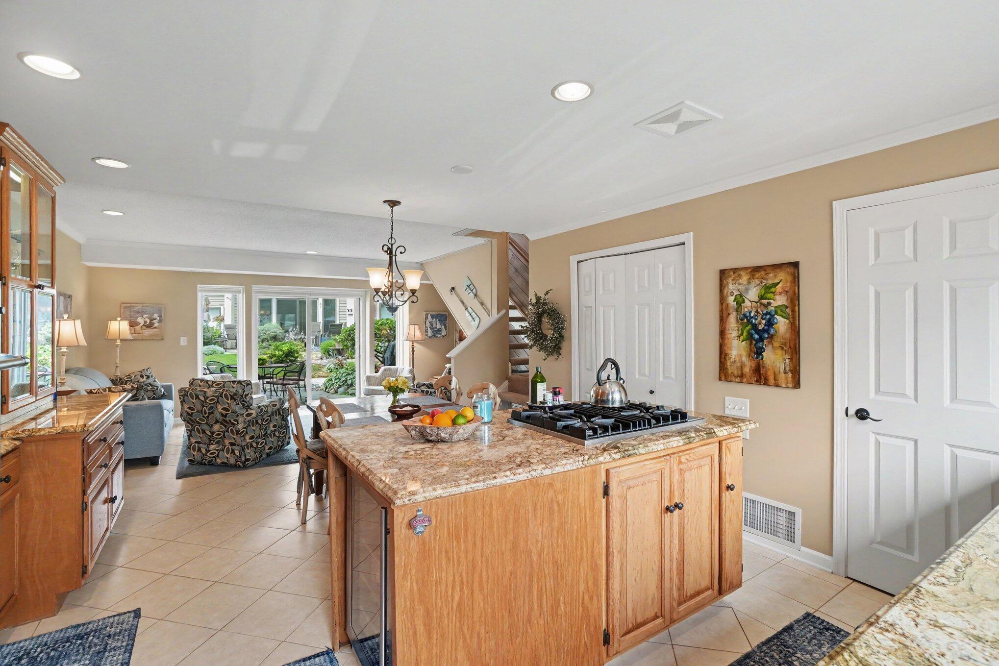 69 North Shore Drive 35 Property Photo 17