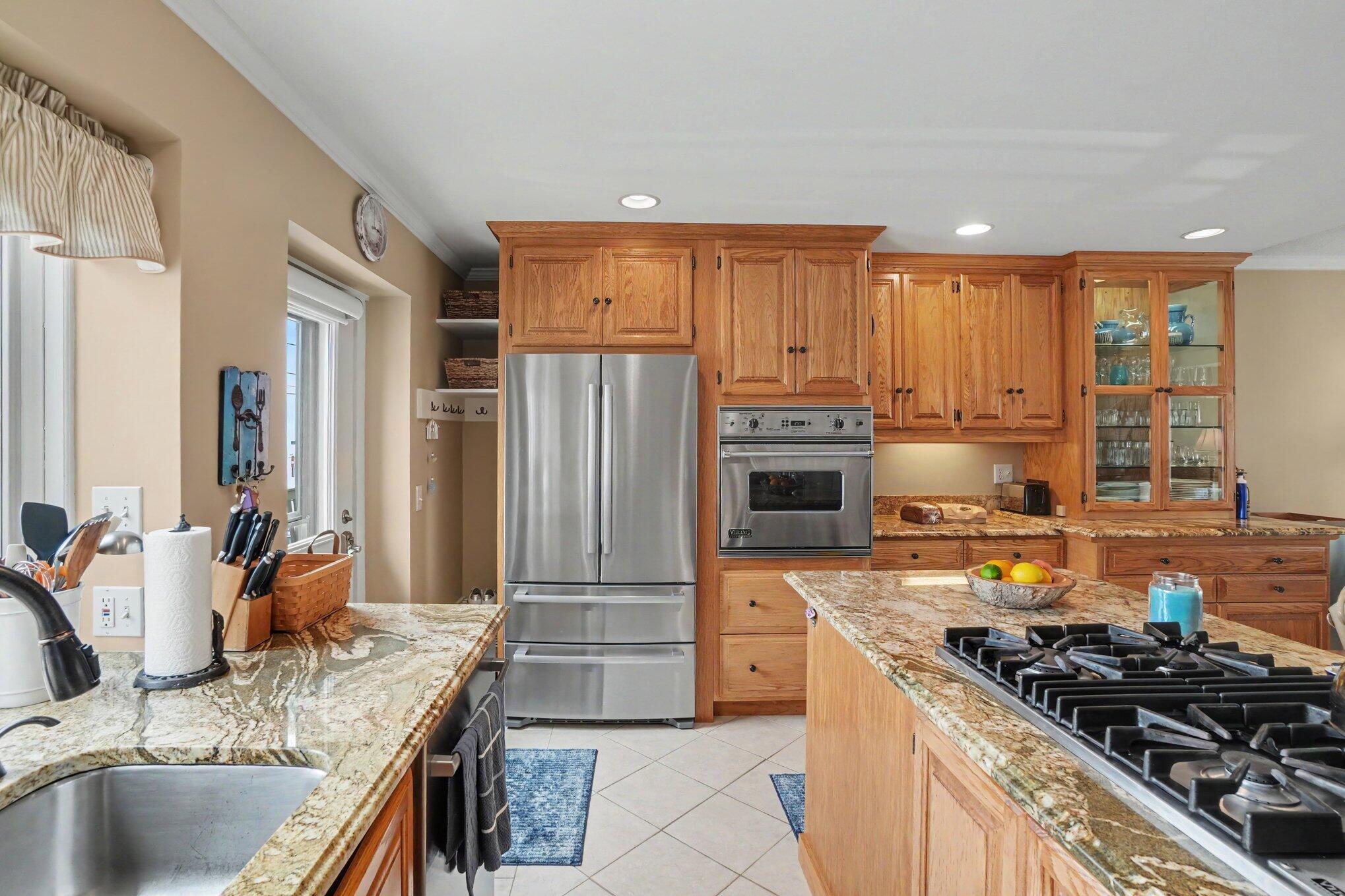 69 North Shore Drive 35 Property Photo 20