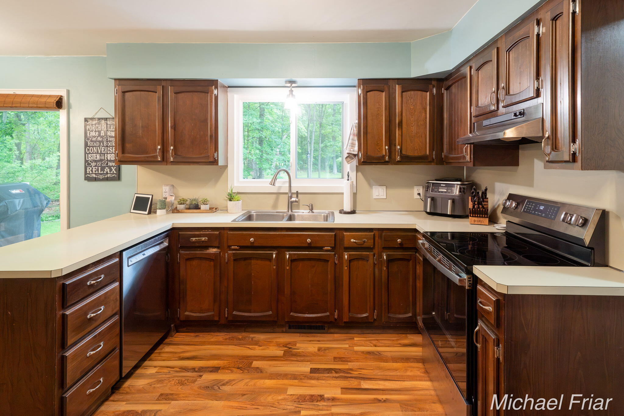 2700 Shadowbrook Drive Se Property Photo 21