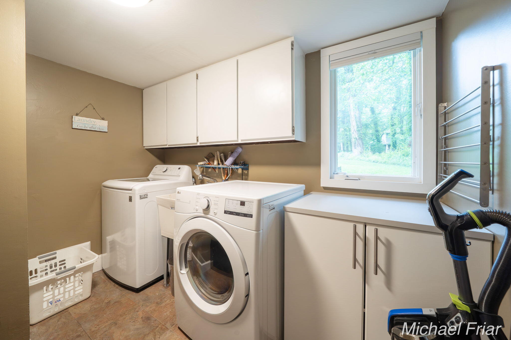 2700 Shadowbrook Drive Se Property Photo 37