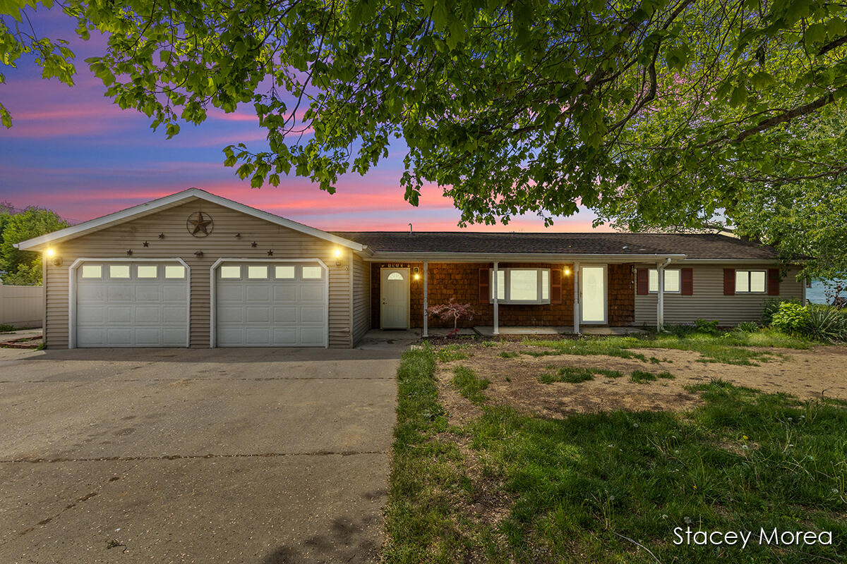 1910 Waterview Way Property Photo 1