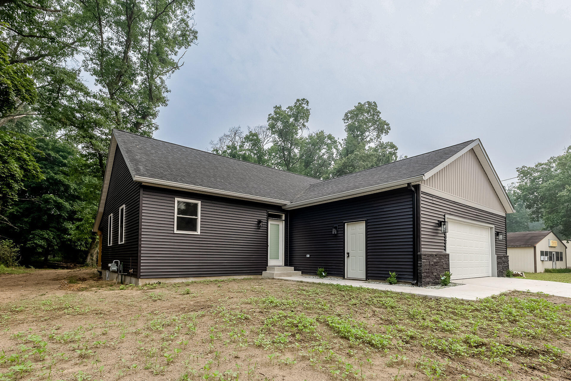 8187 Holton Road Property Photo 1
