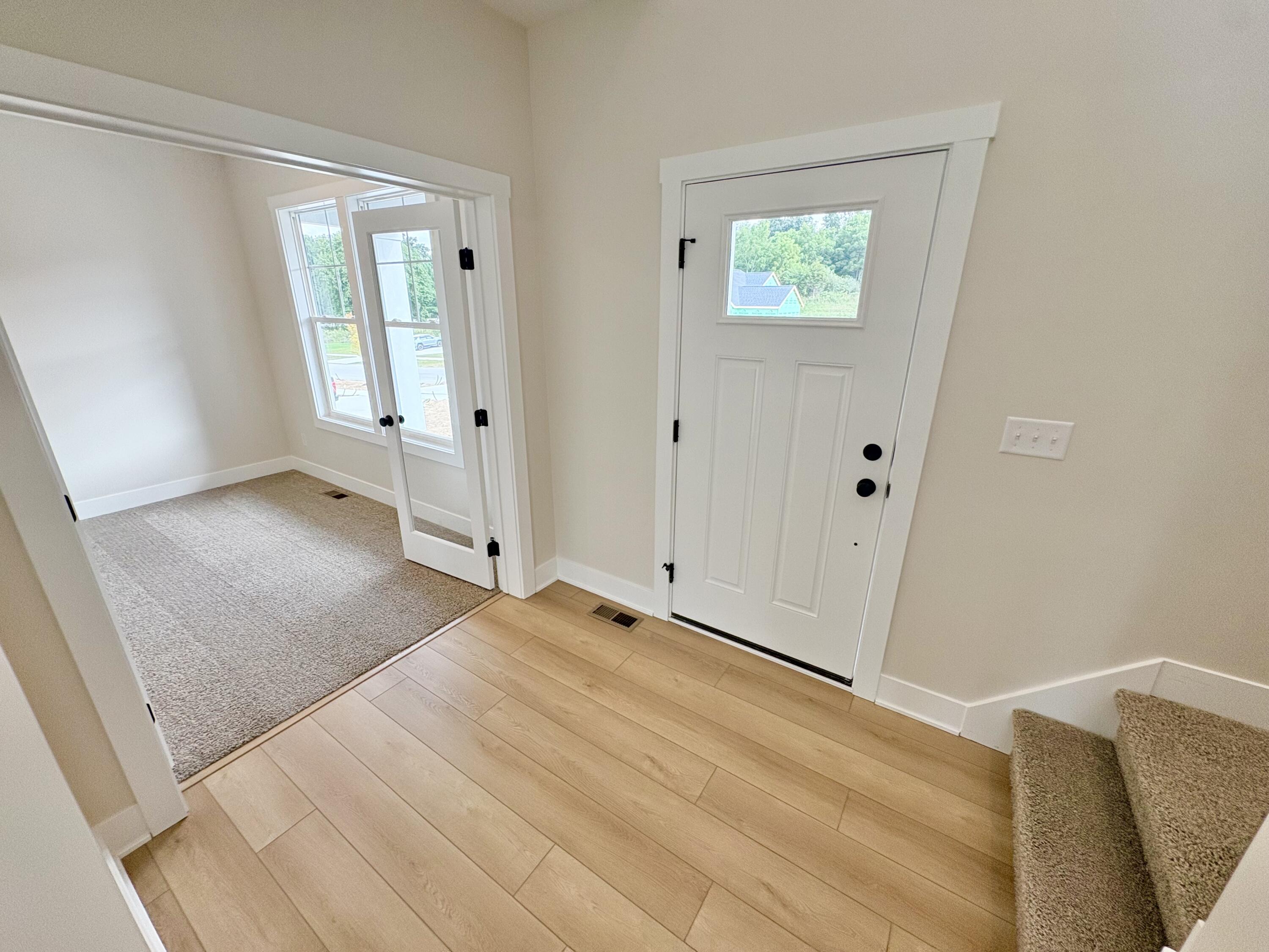 8321 Kettle Oak Drive Se Property Photo 12
