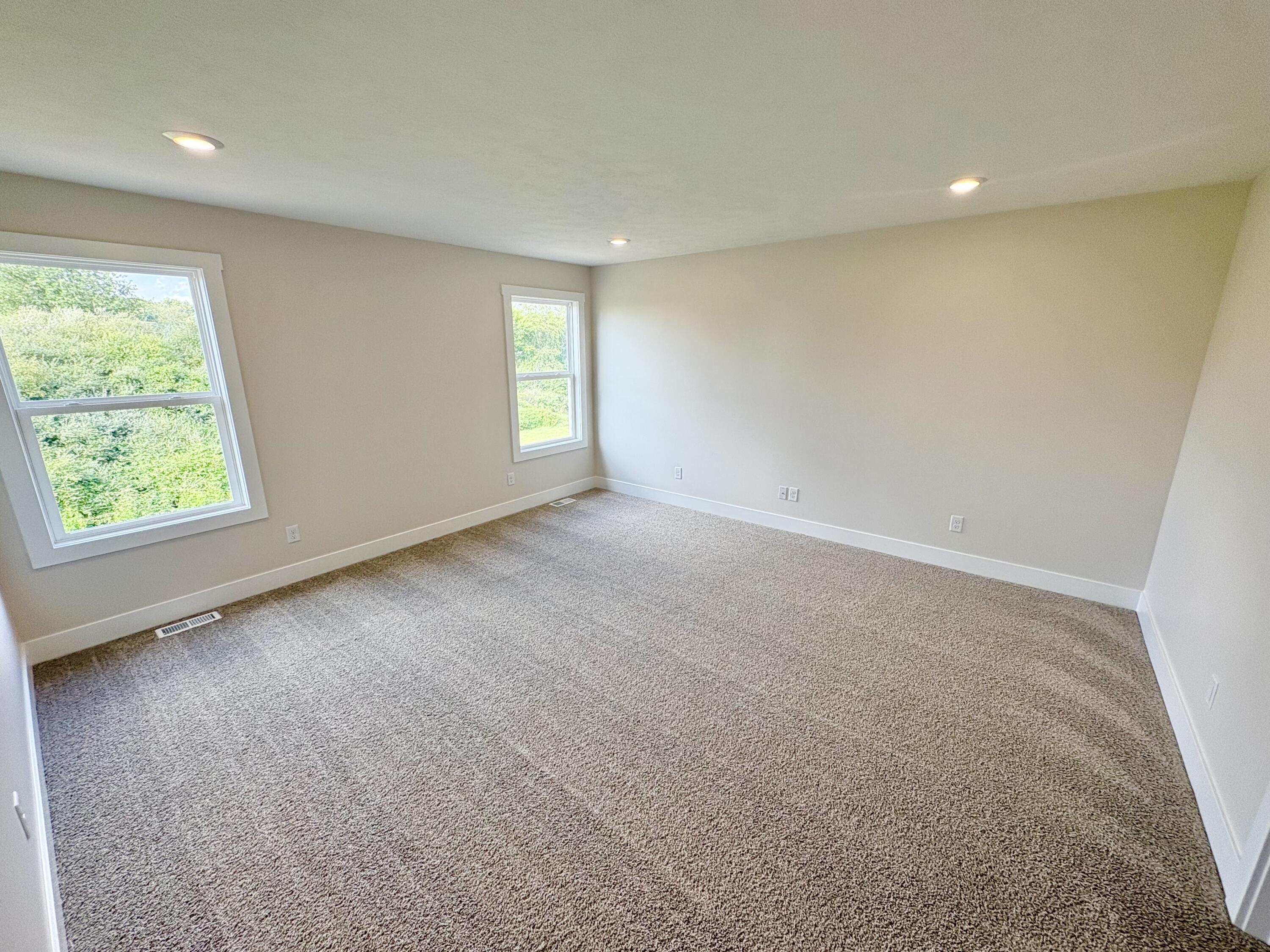 8321 Kettle Oak Drive Se Property Photo 16