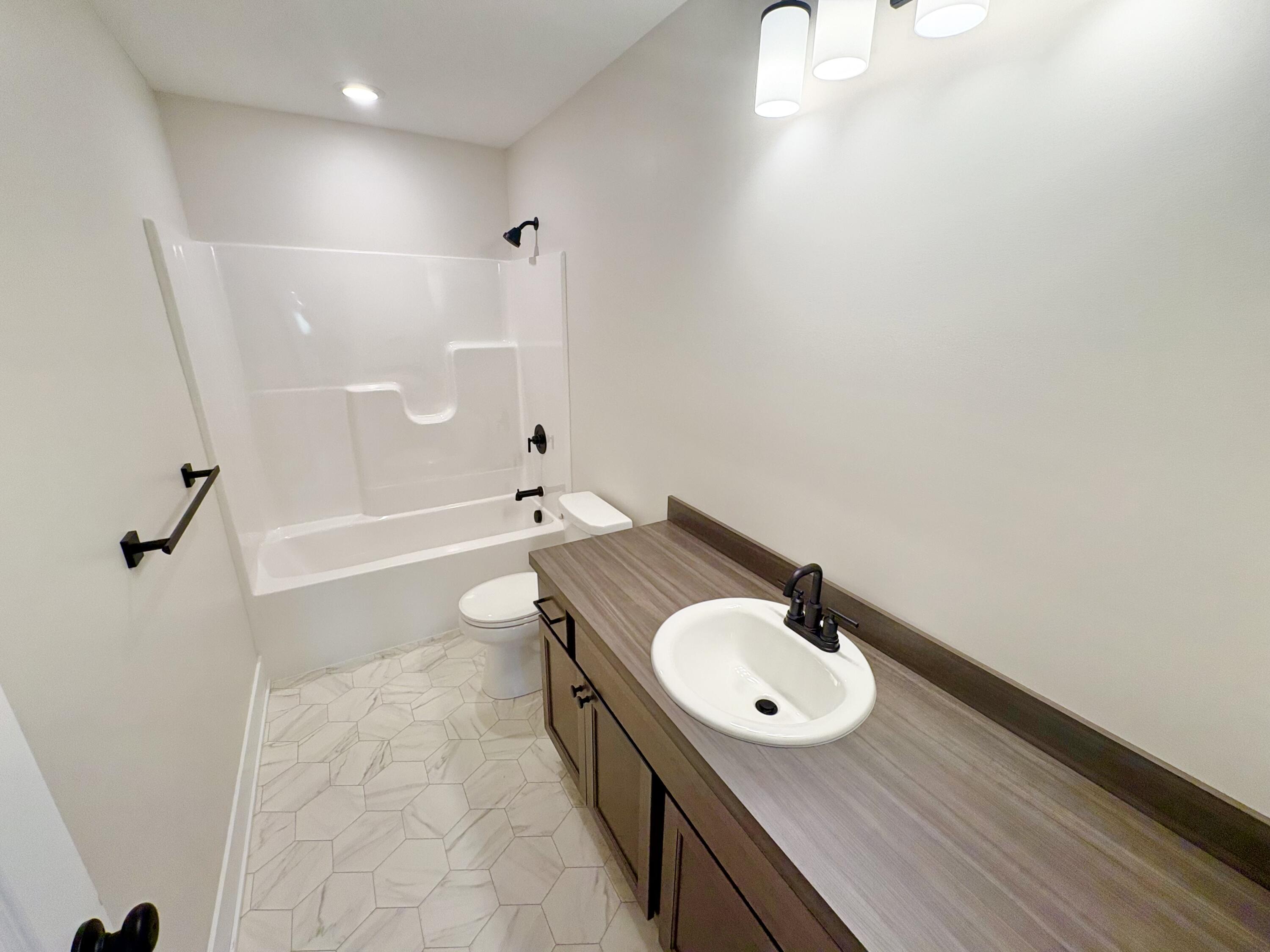 8321 Kettle Oak Drive Se Property Photo 21
