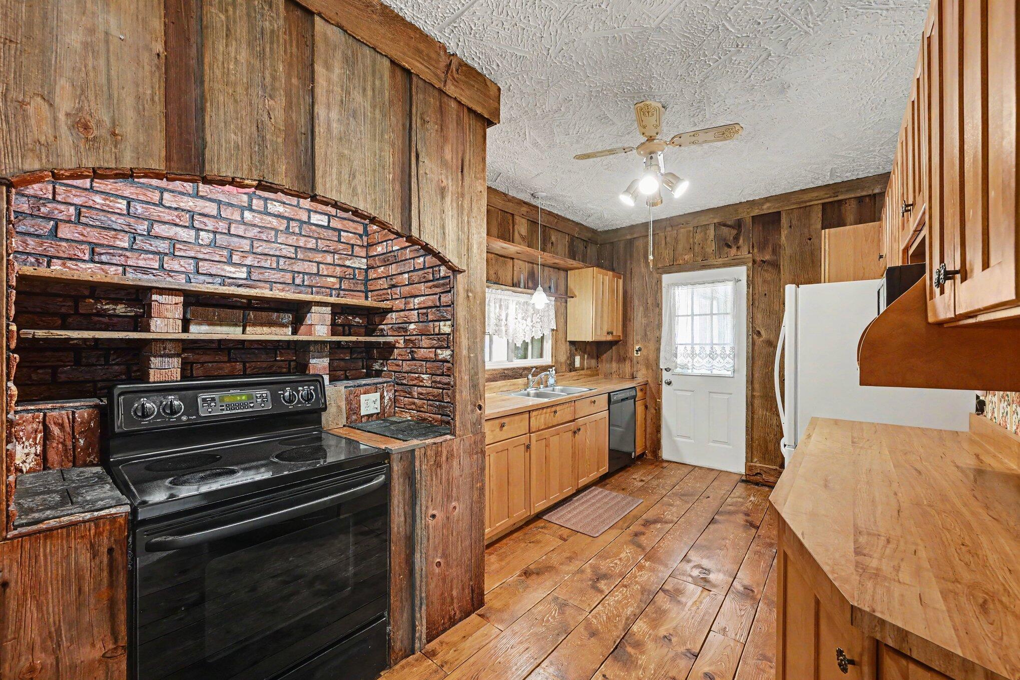 1268 117th Avenue Property Photo 4