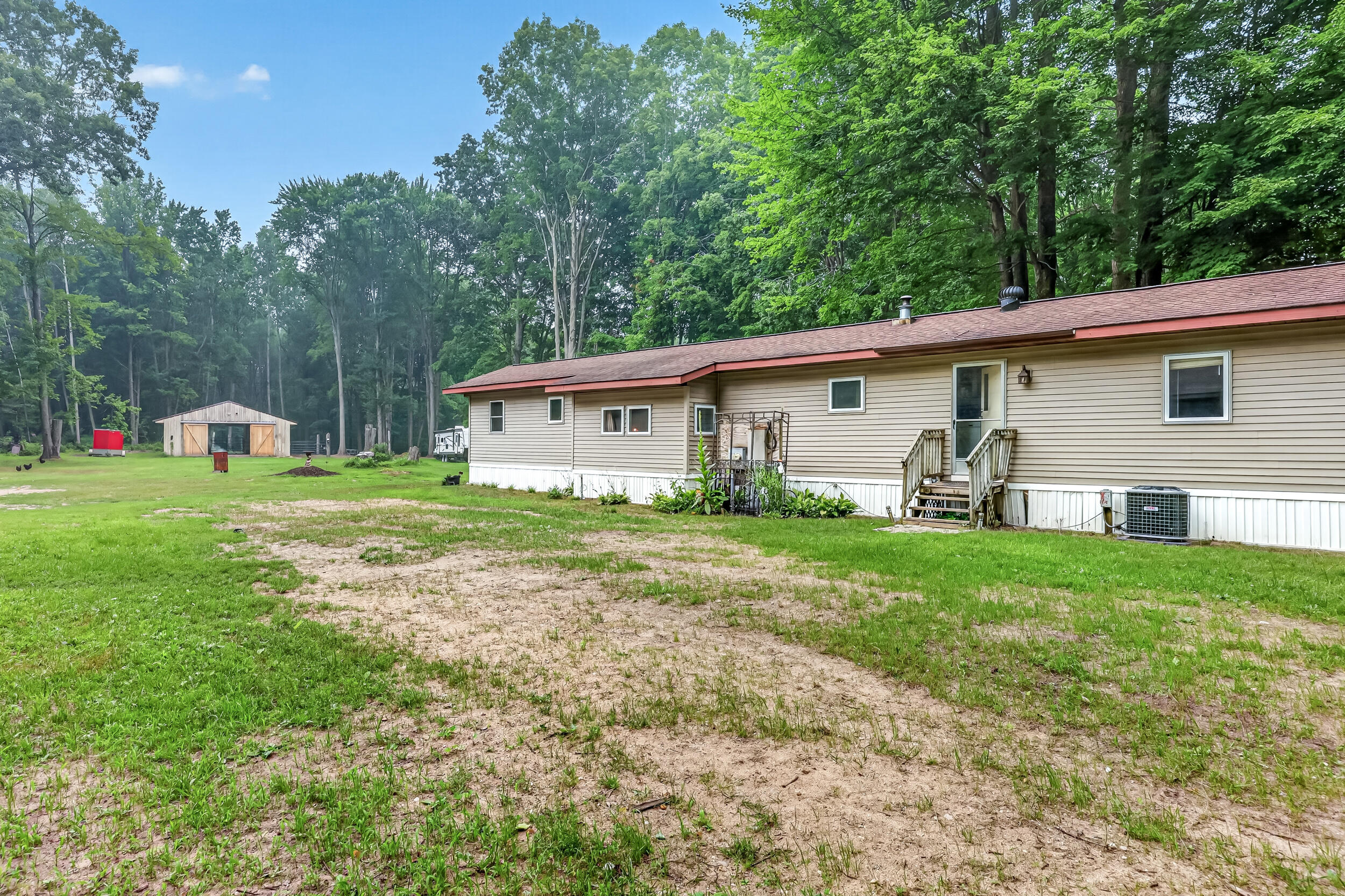 8045 W 16 Mile Property Photo 4