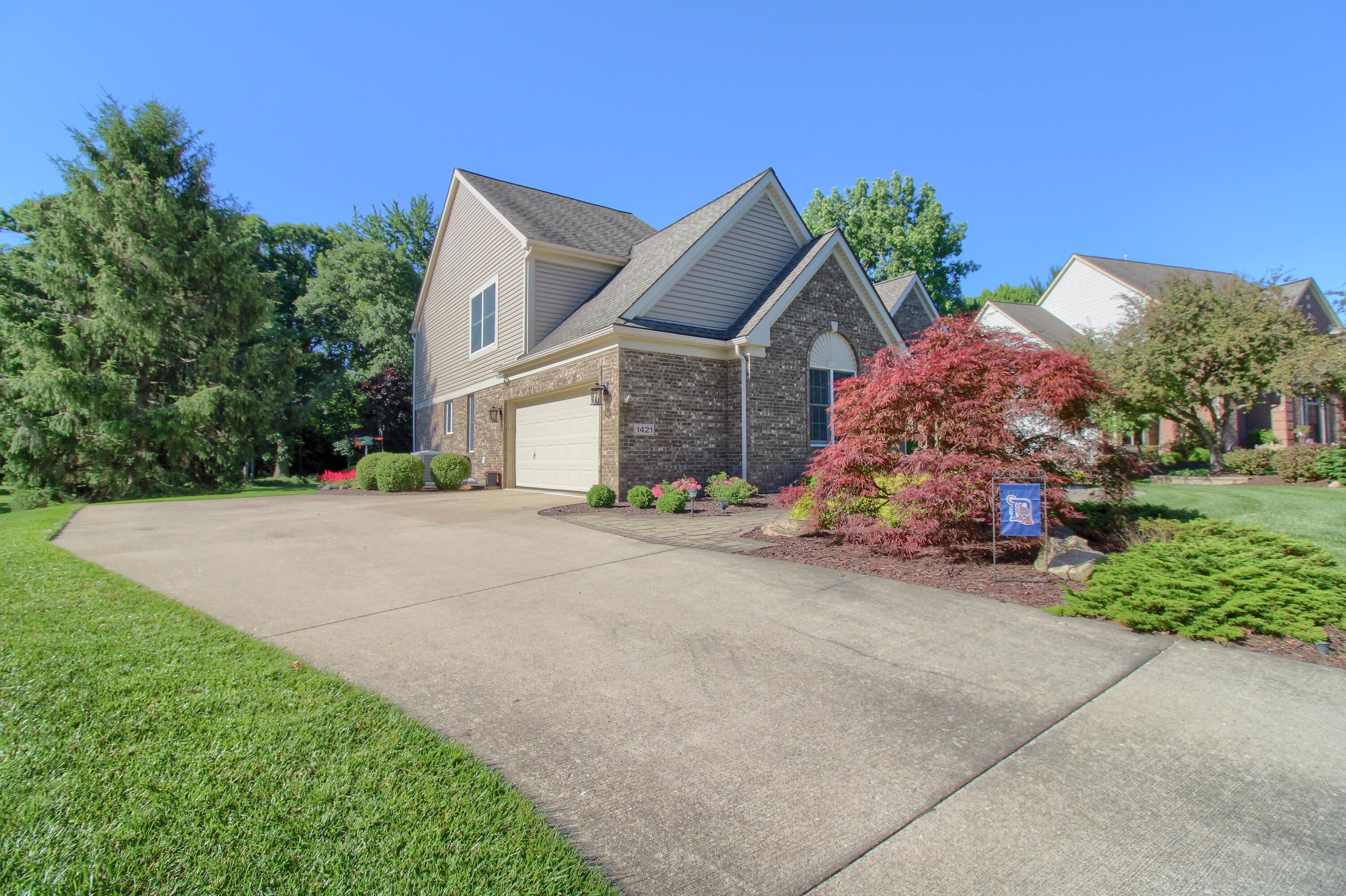1421 W Greenfield Court Property Photo 3
