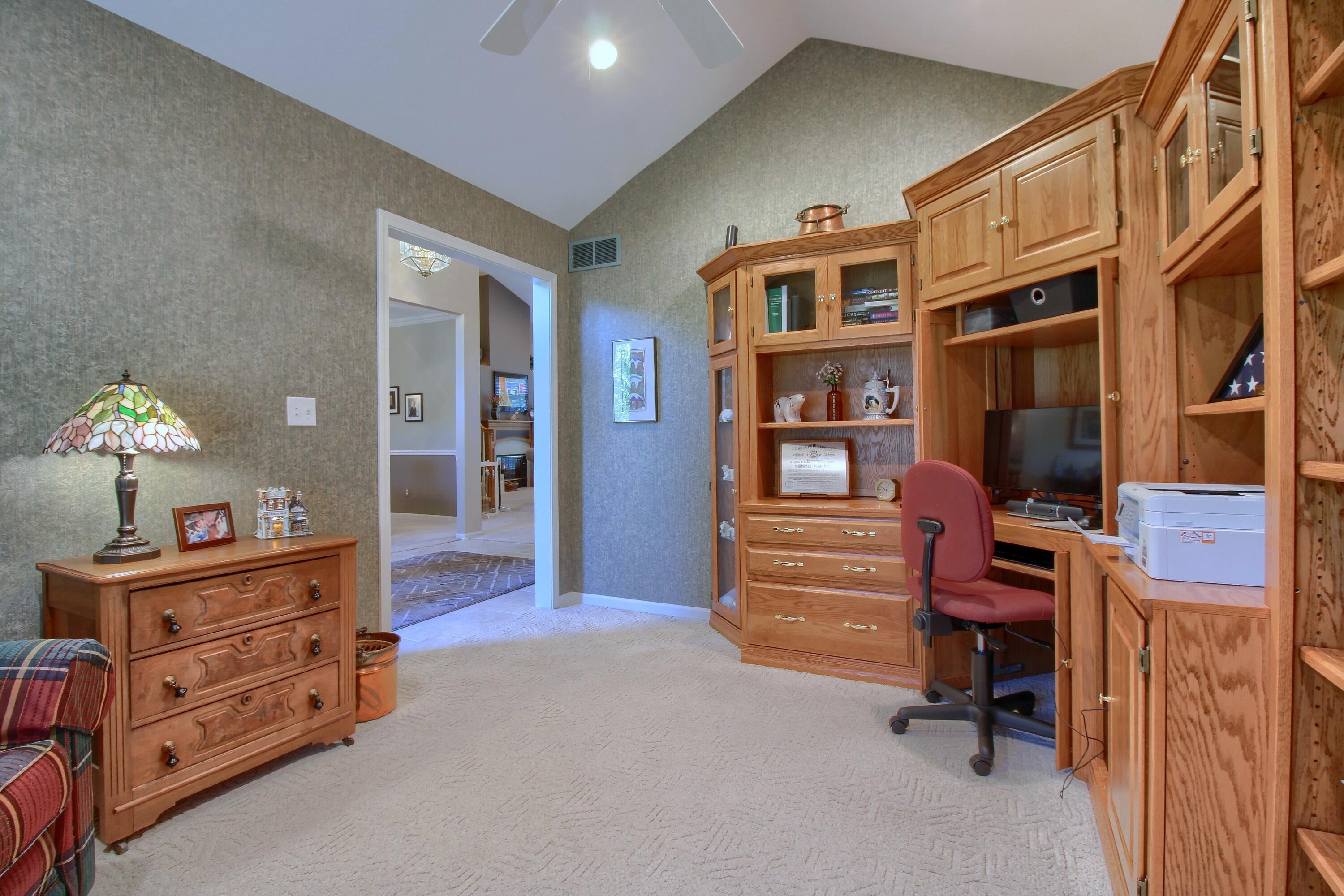 1421 W Greenfield Court Property Photo 7