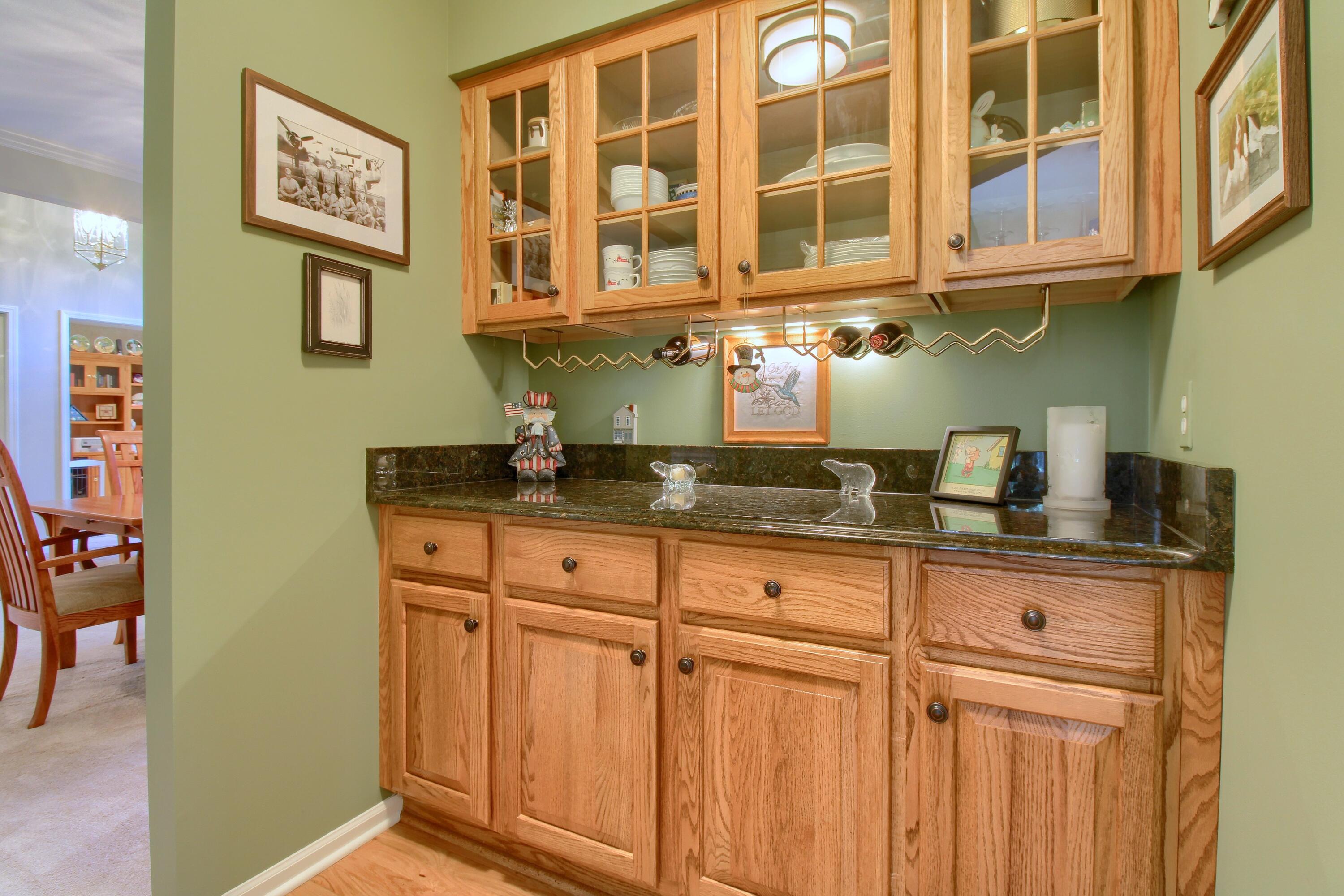 1421 W Greenfield Court Property Photo 10