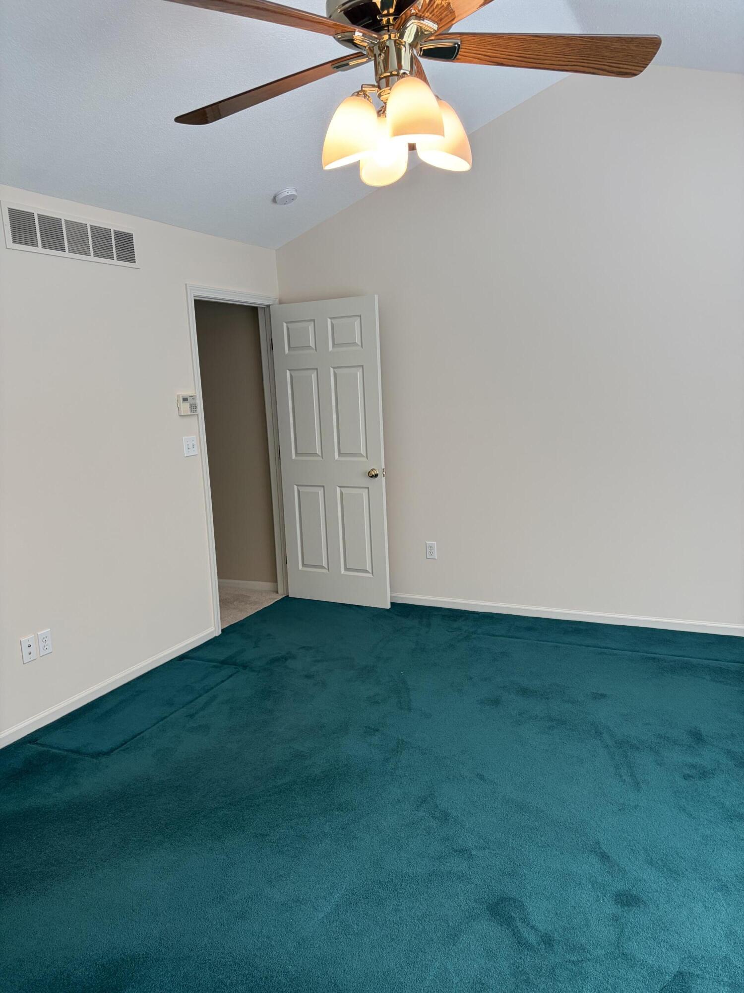 1421 W Greenfield Court Property Photo 20