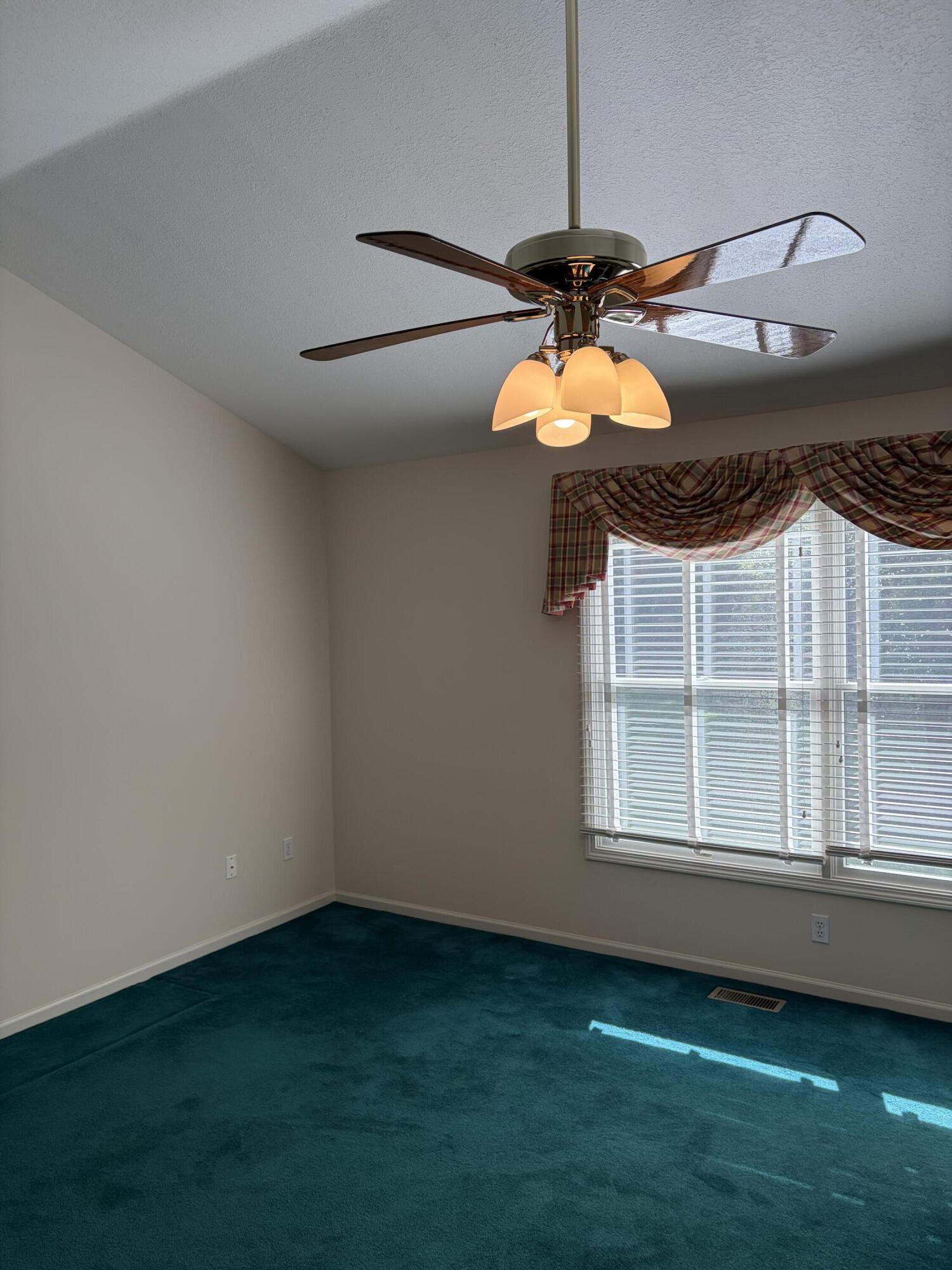 1421 W Greenfield Court Property Photo 21