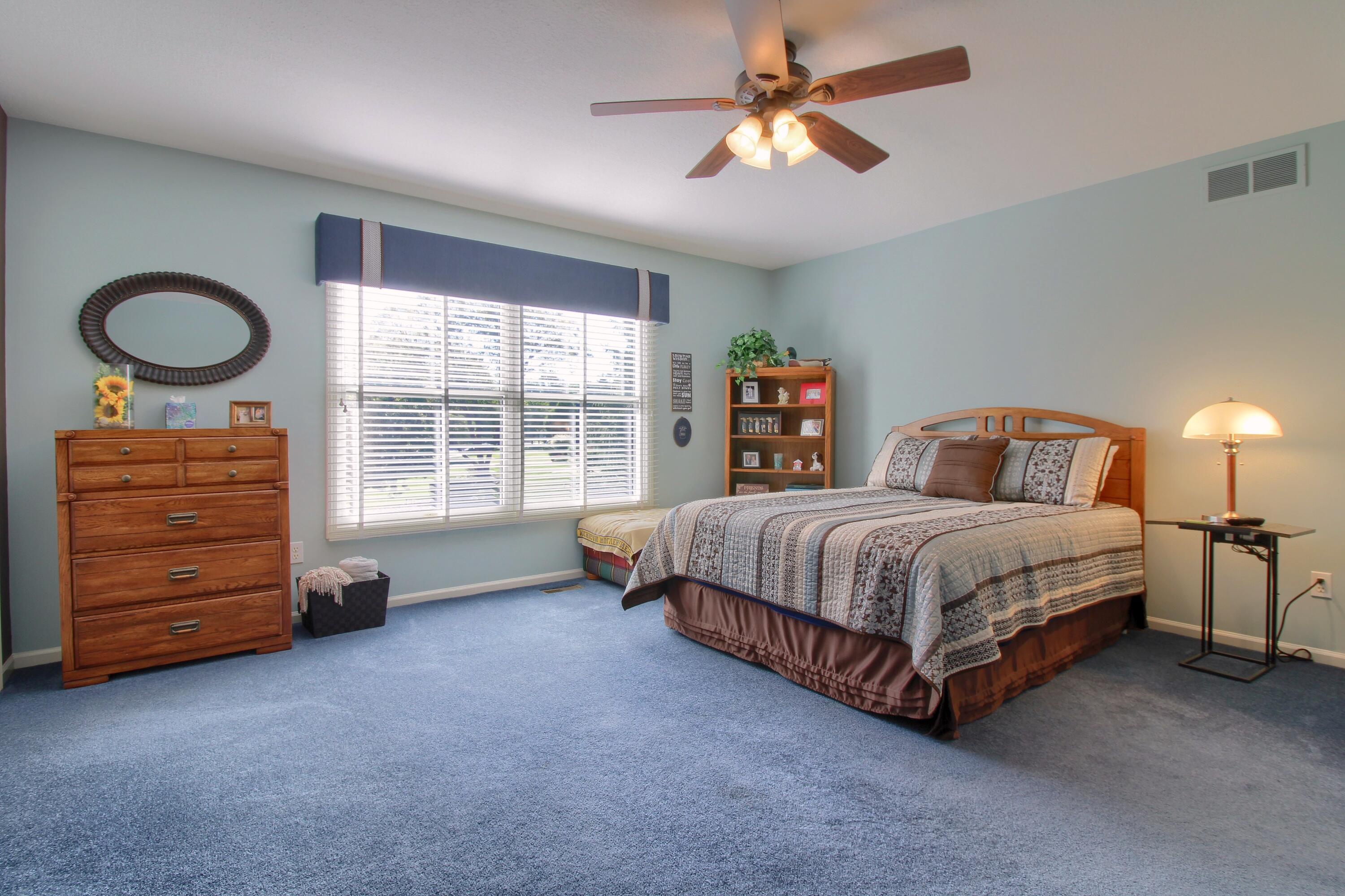 1421 W Greenfield Court Property Photo 28