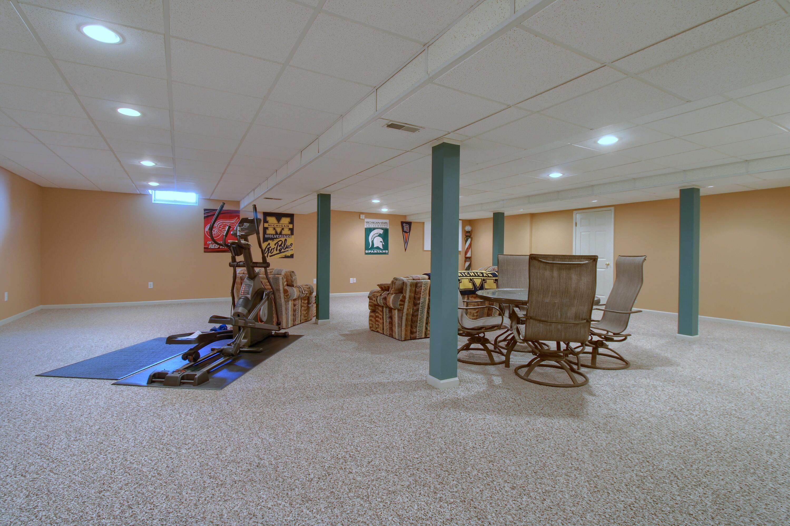 1421 W Greenfield Court Property Photo 31