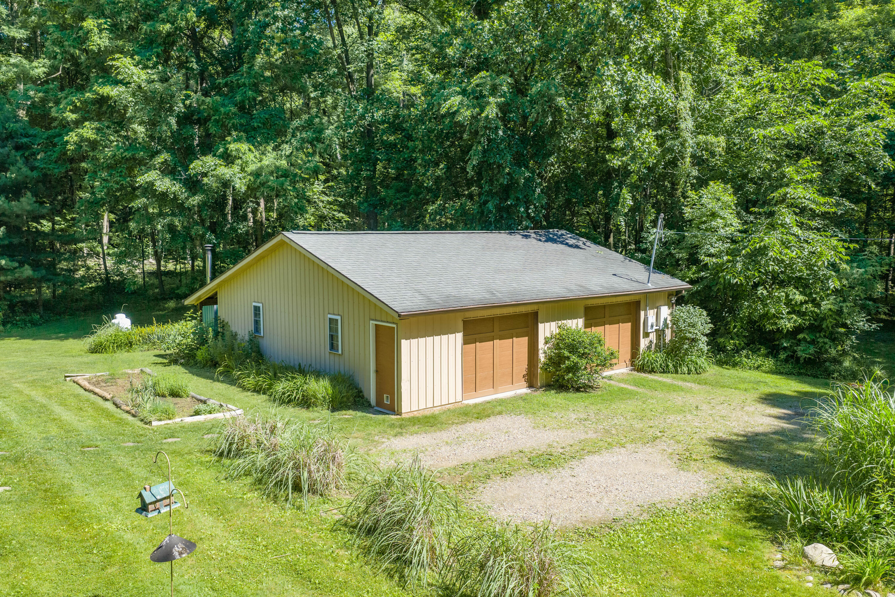 1254 Burbank Road Property Photo 8