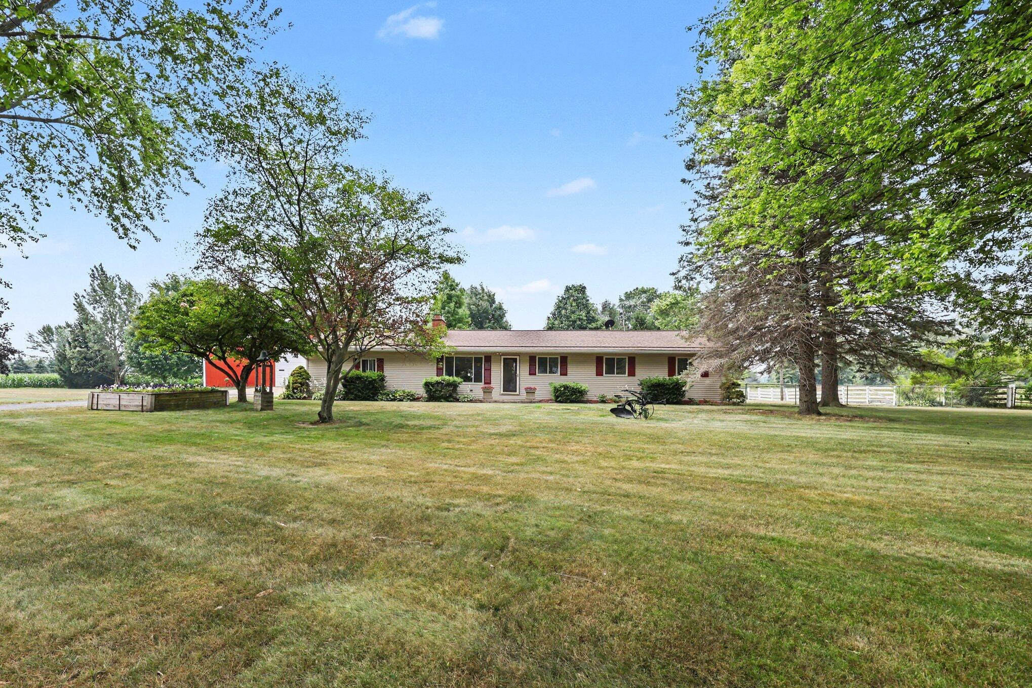 5120 M-36 Property Photo 1