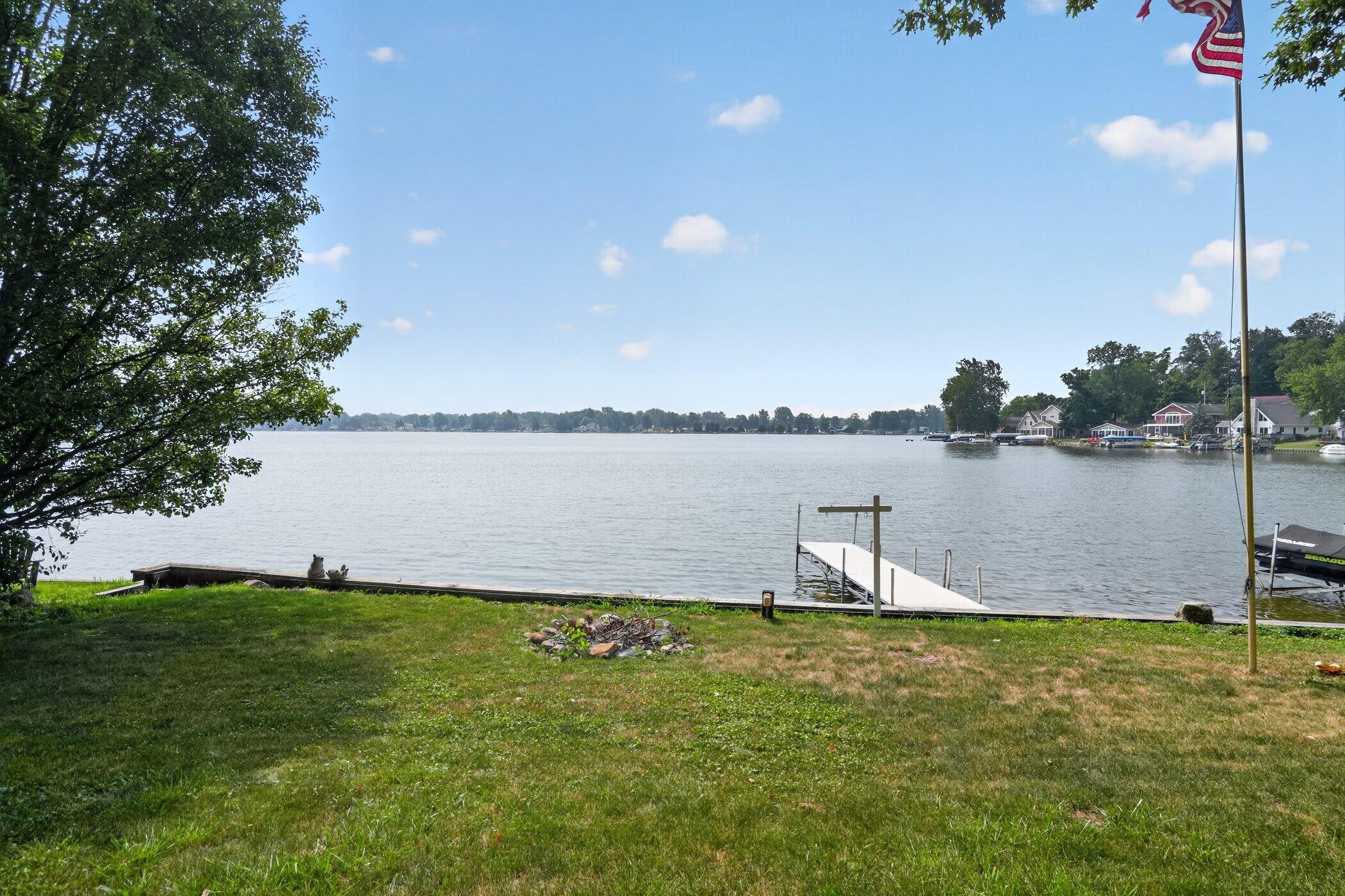 6695 Paradise Park Drive Property Photo 1