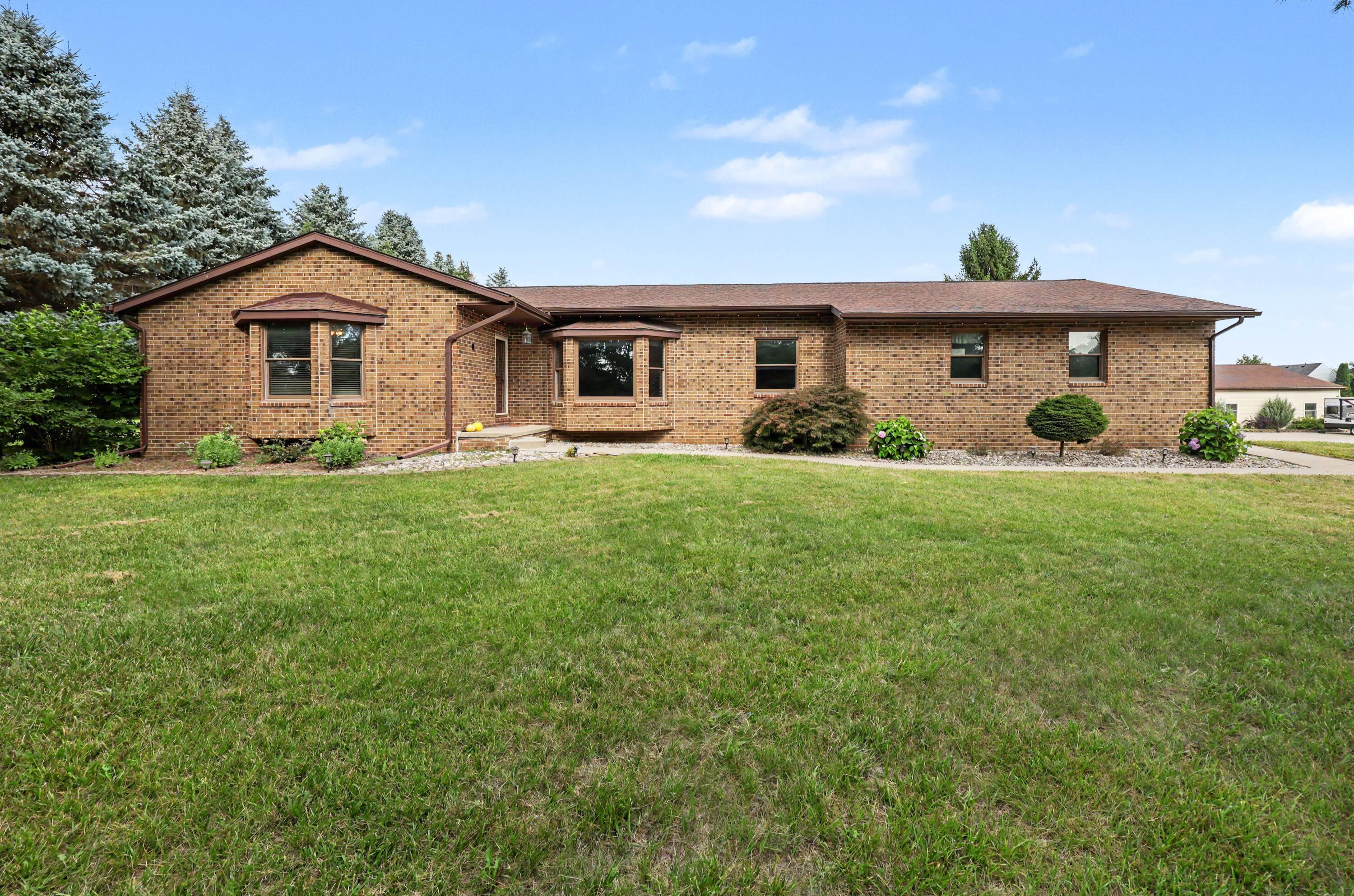 7373 Dell Road Property Photo 7