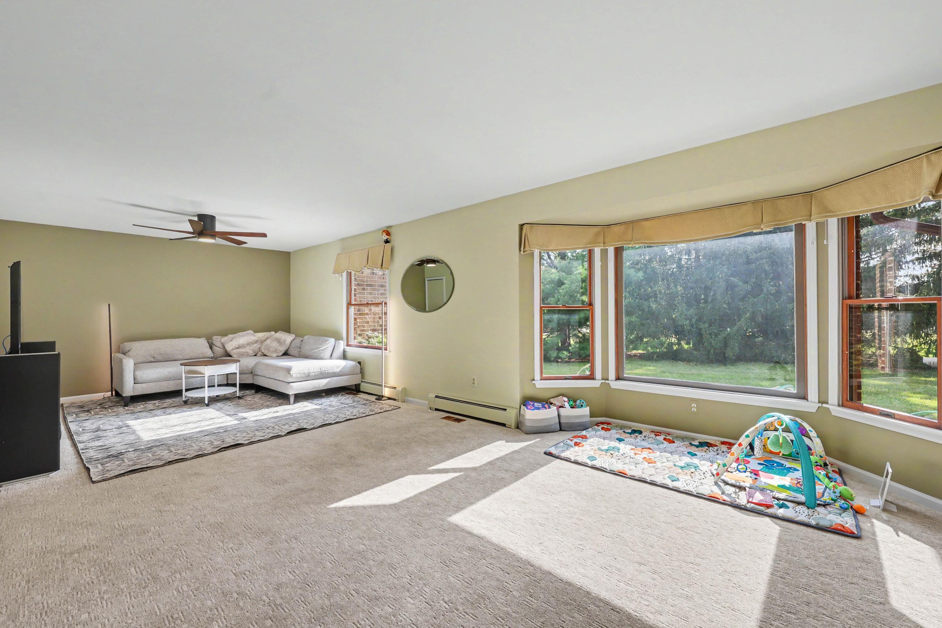 7373 Dell Road Property Photo 10
