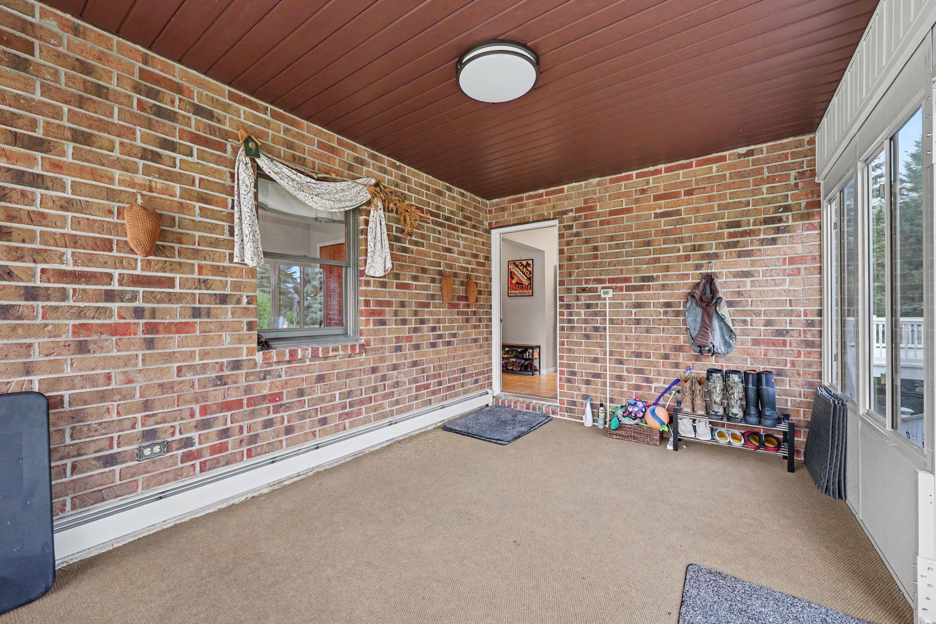 7373 Dell Road Property Photo 33