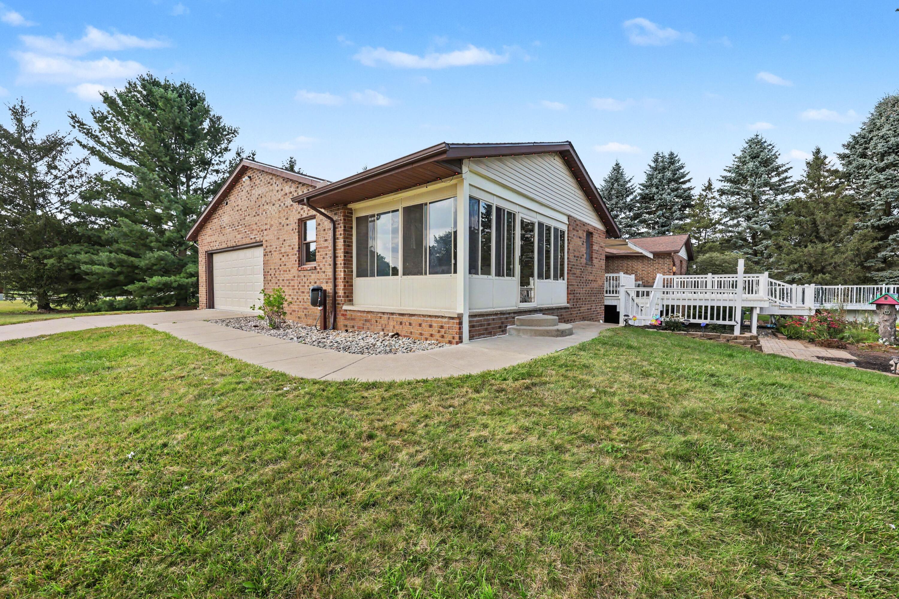 7373 Dell Road Property Photo 34