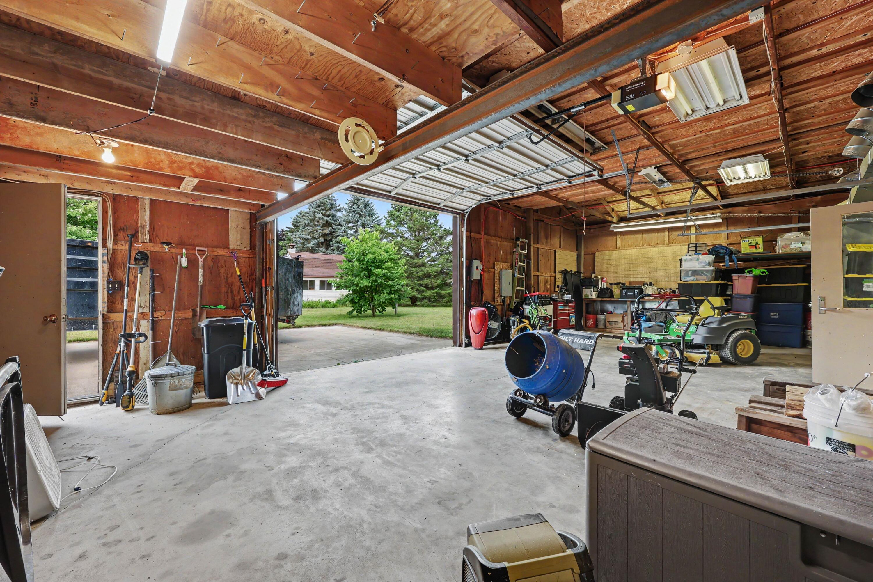 7373 Dell Road Property Photo 58