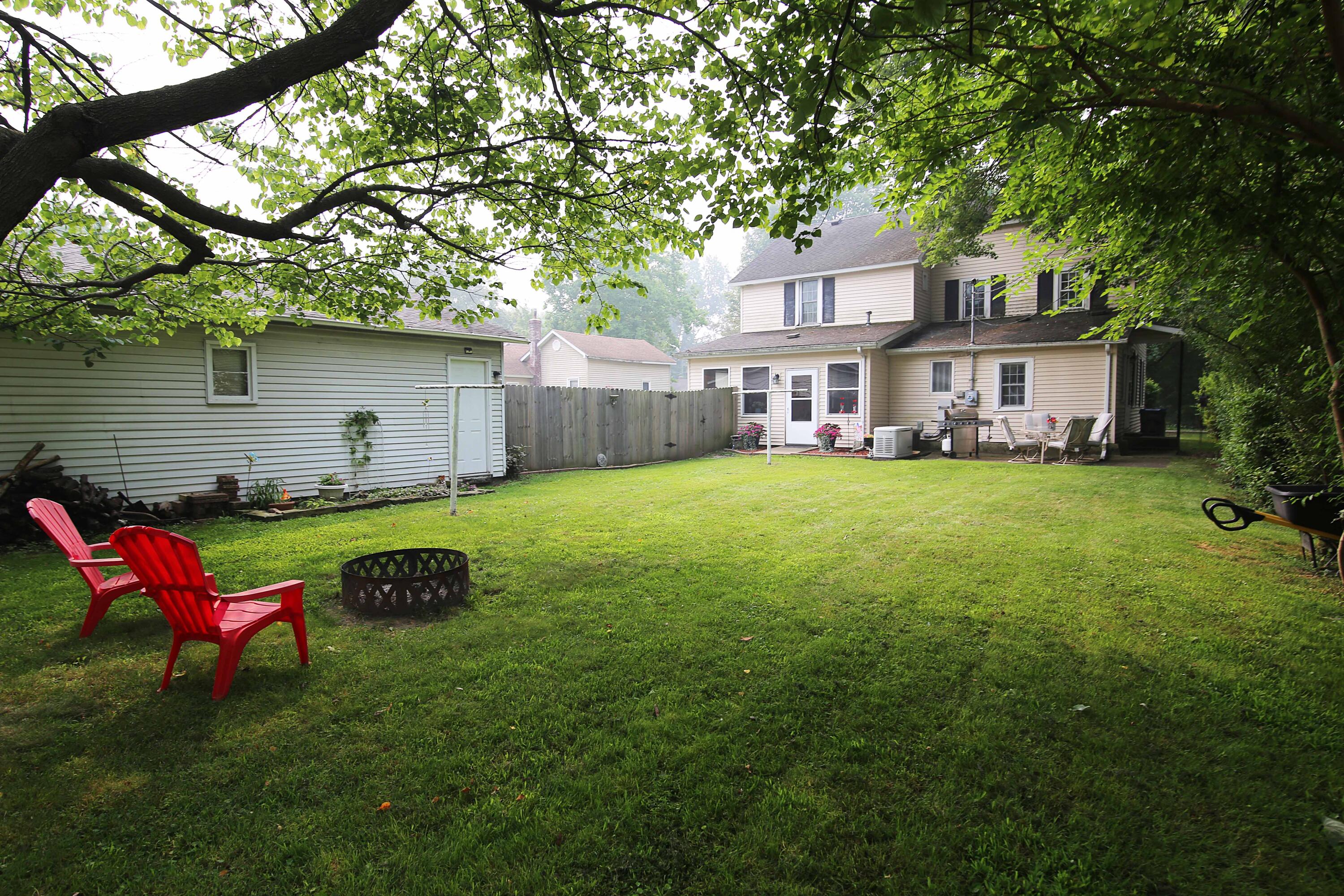 158 W Read Street Property Photo 29
