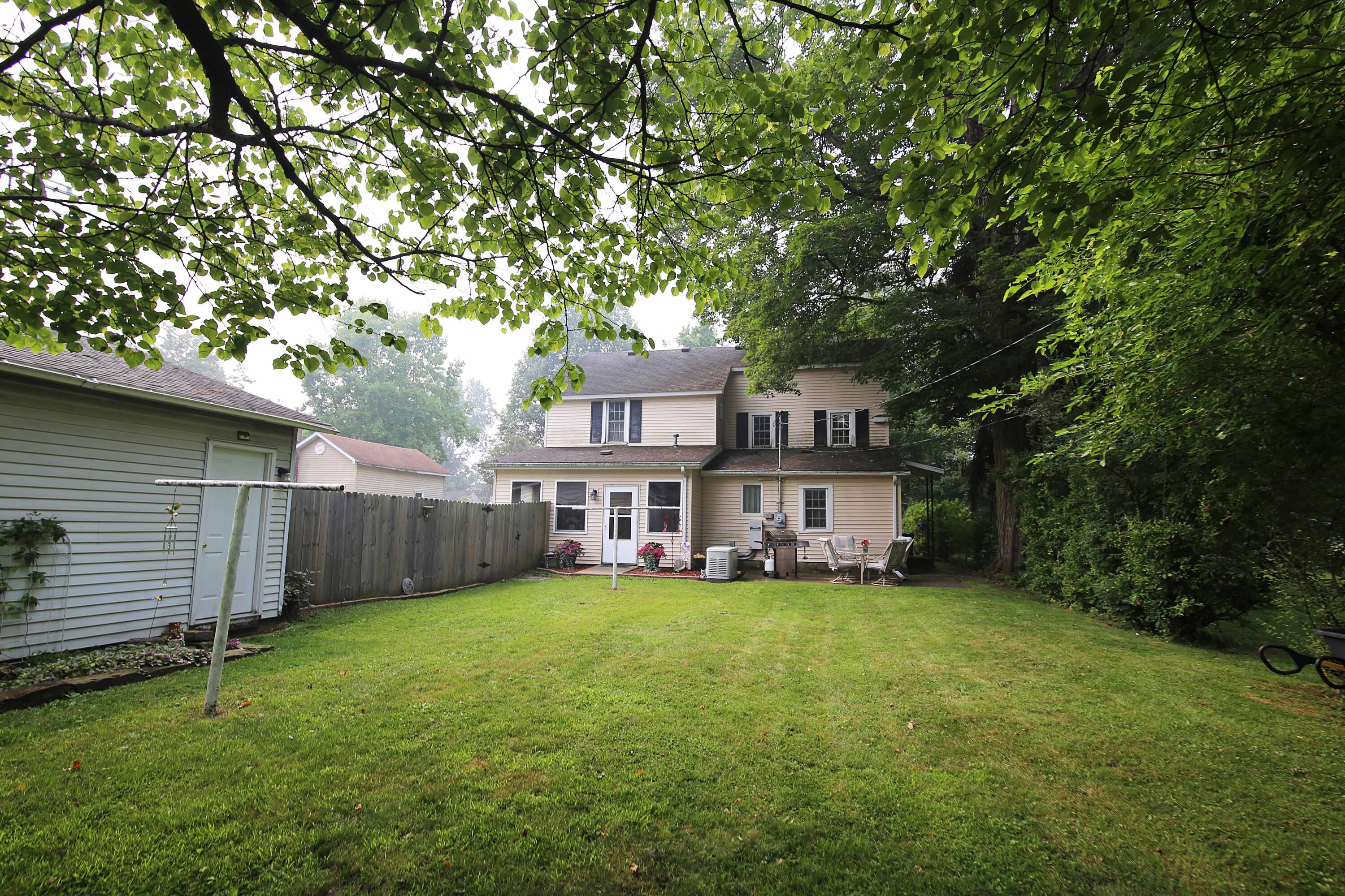 158 W Read Street Property Photo 31