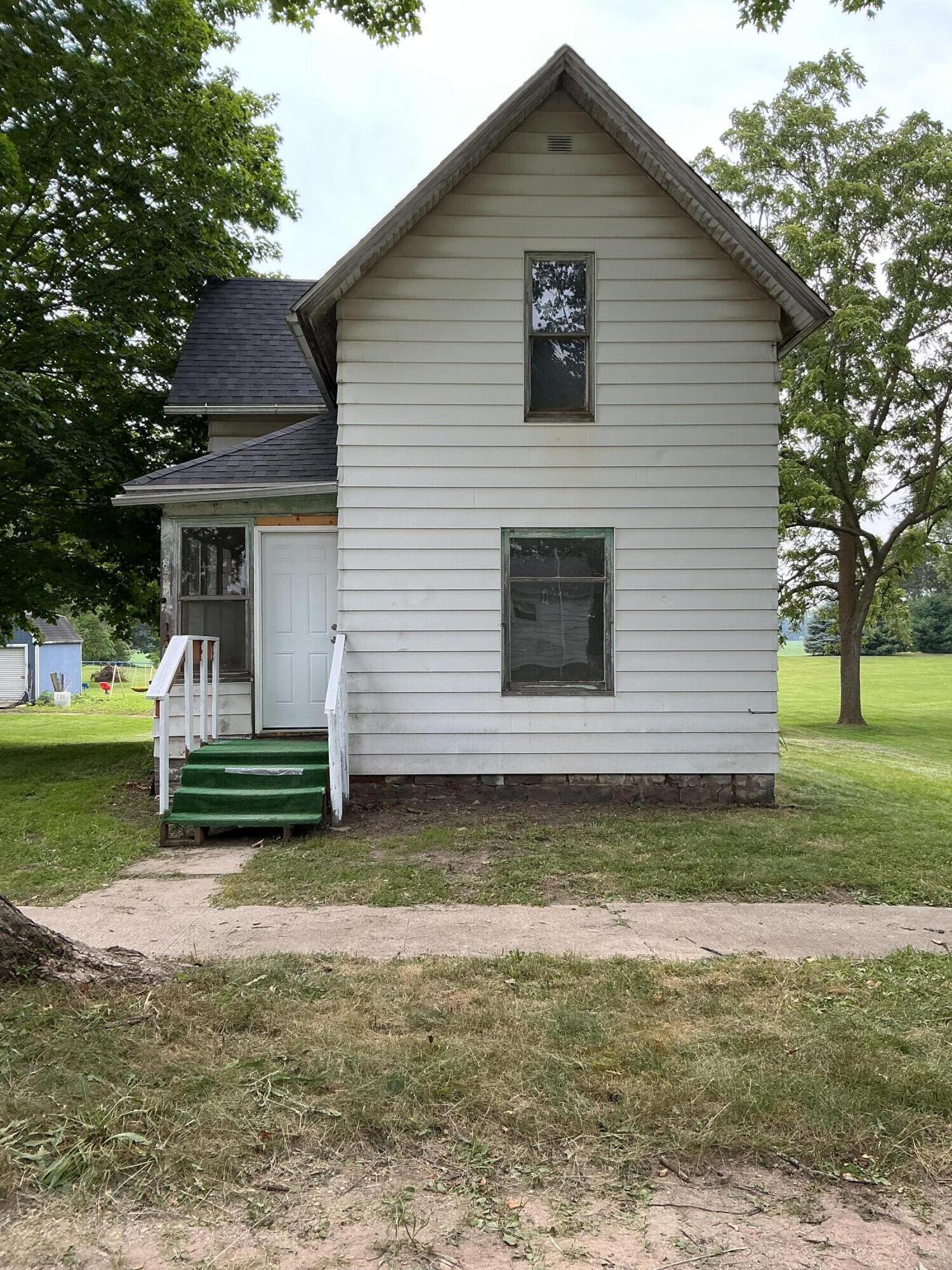 143 Monroe Street Property Photo 1