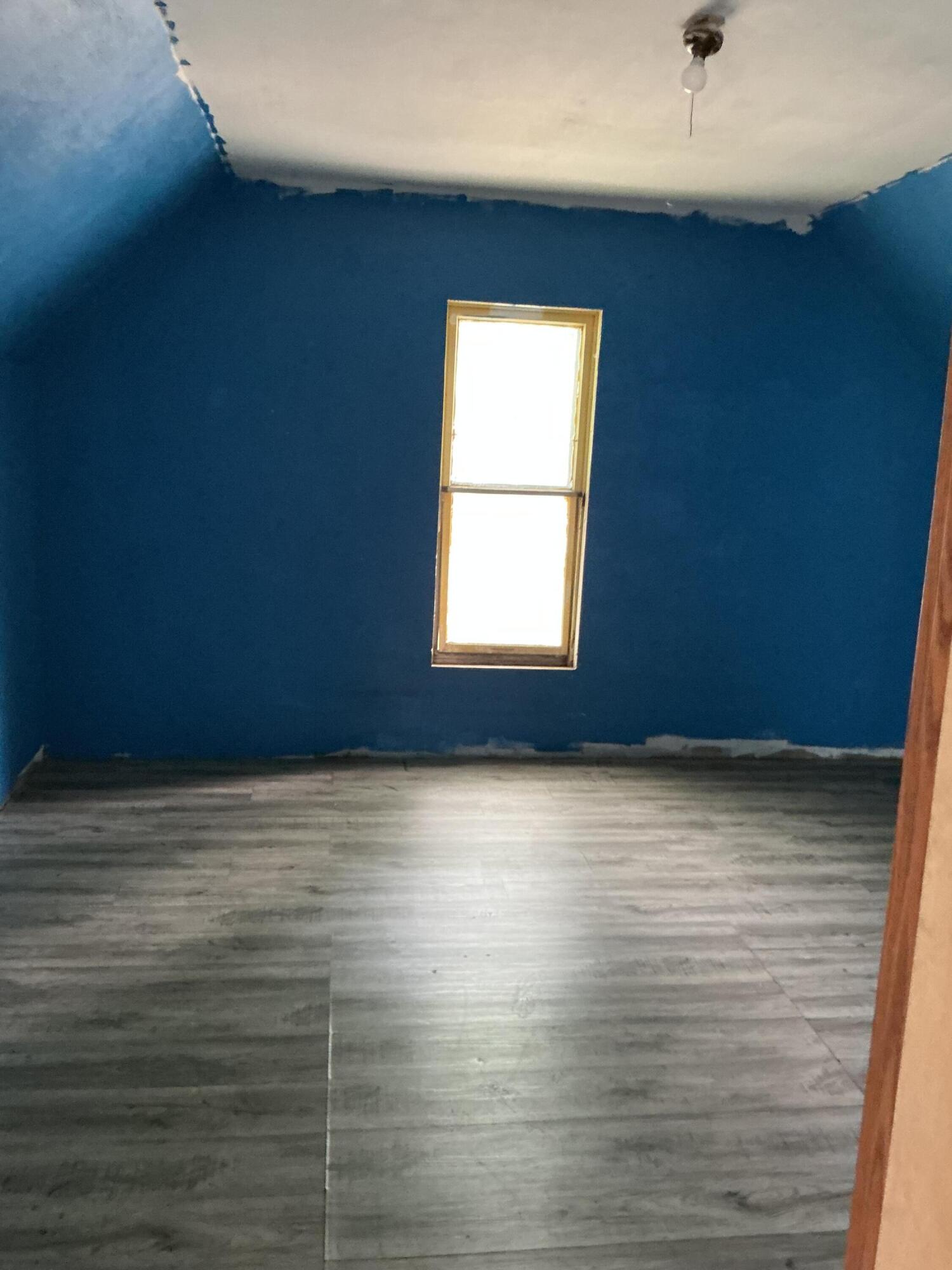 143 Monroe Street Property Photo 9