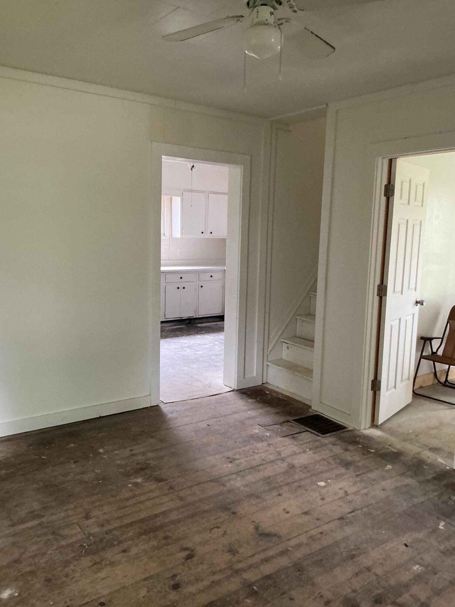 143 Monroe Street Property Photo 10