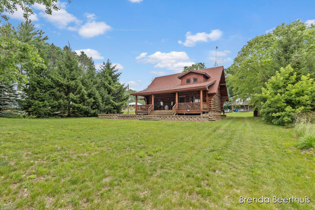 2618 N Mundy Avenue Property Photo 2