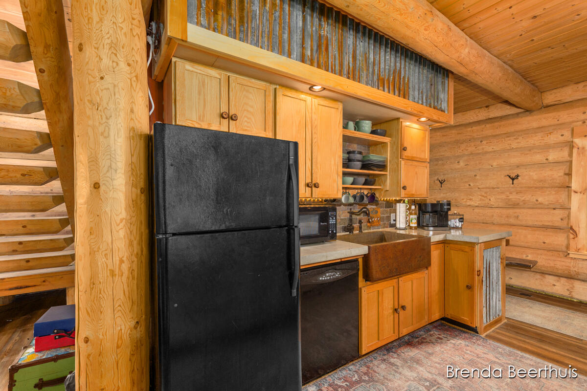 2618 N Mundy Avenue Property Photo 15
