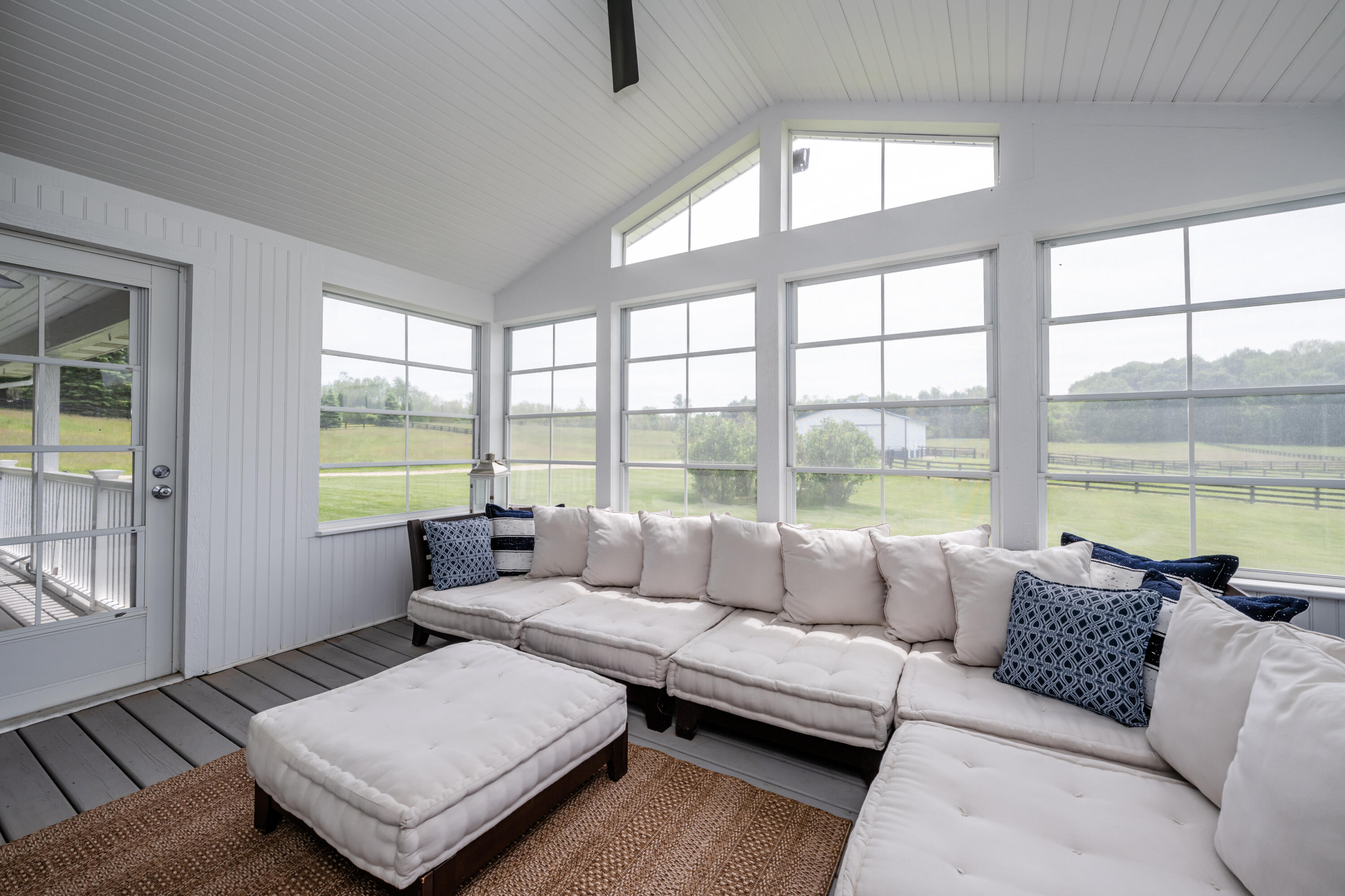 4980 Spring Creek Road Property Photo 14