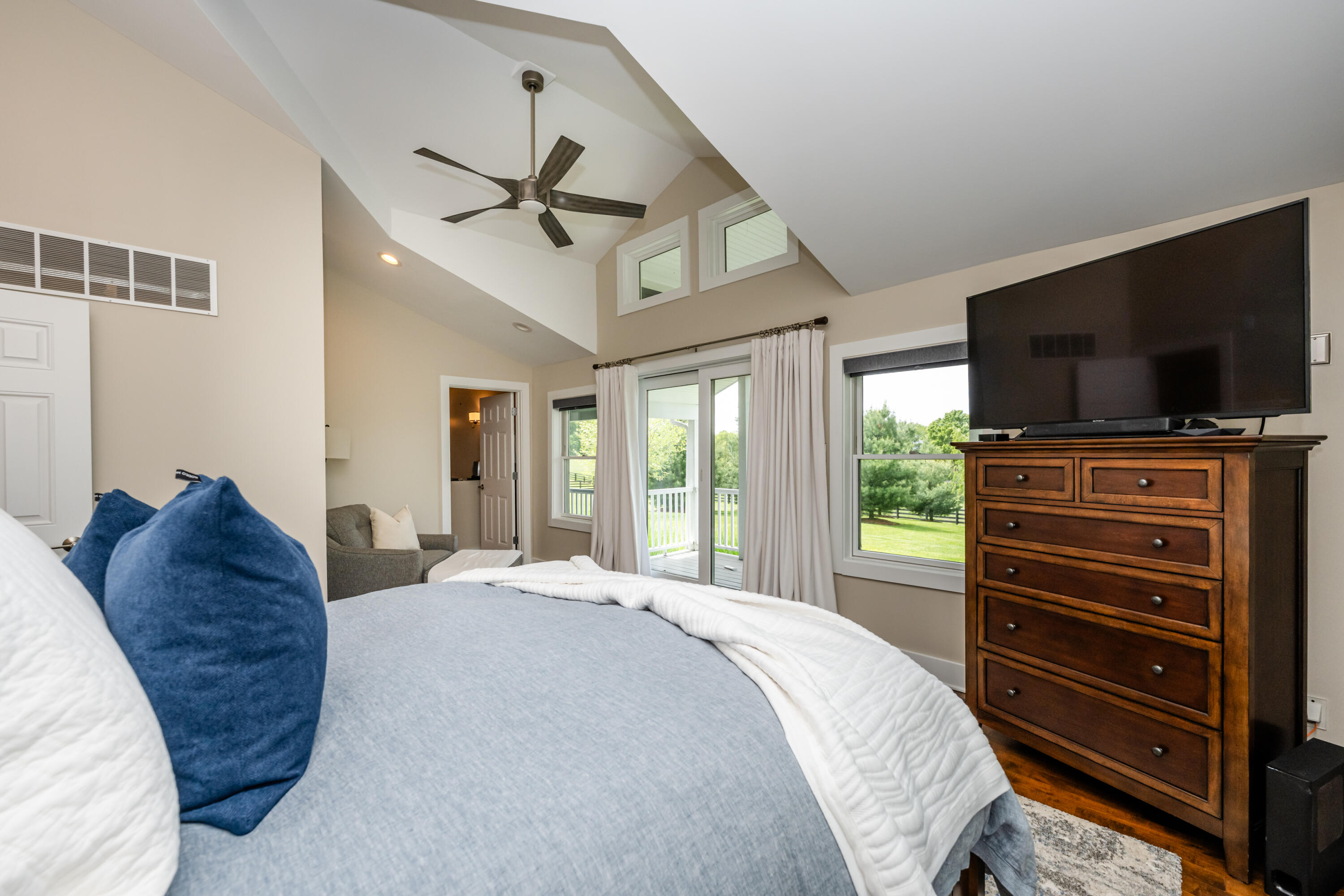 4980 Spring Creek Road Property Photo 20