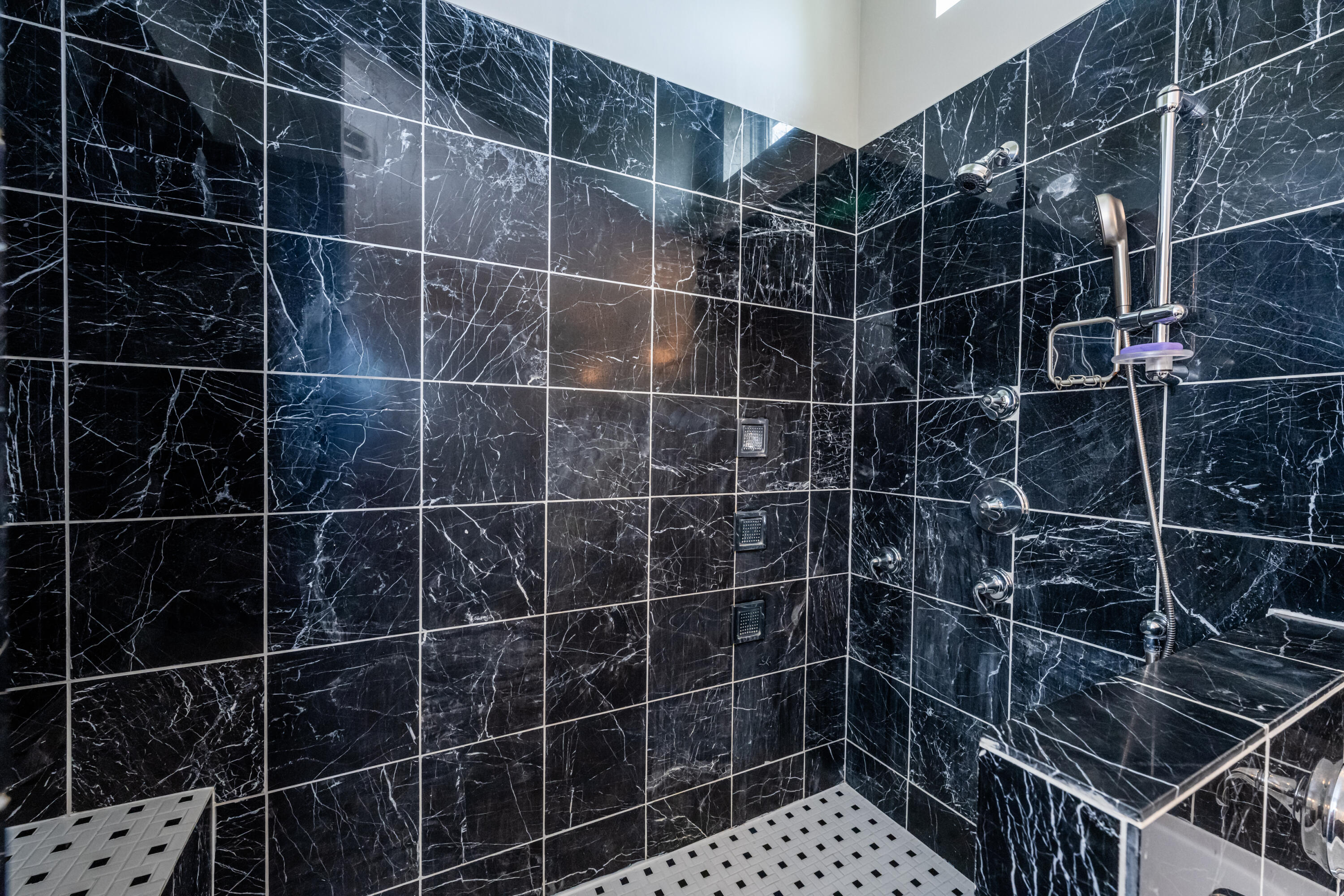 4980 Spring Creek Road Property Photo 24