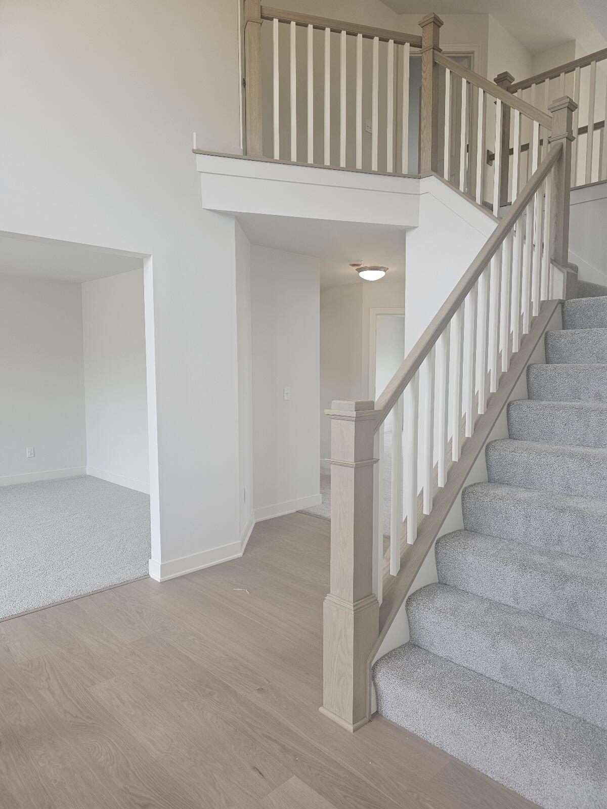 10613 Valley View Drive Property Photo 6